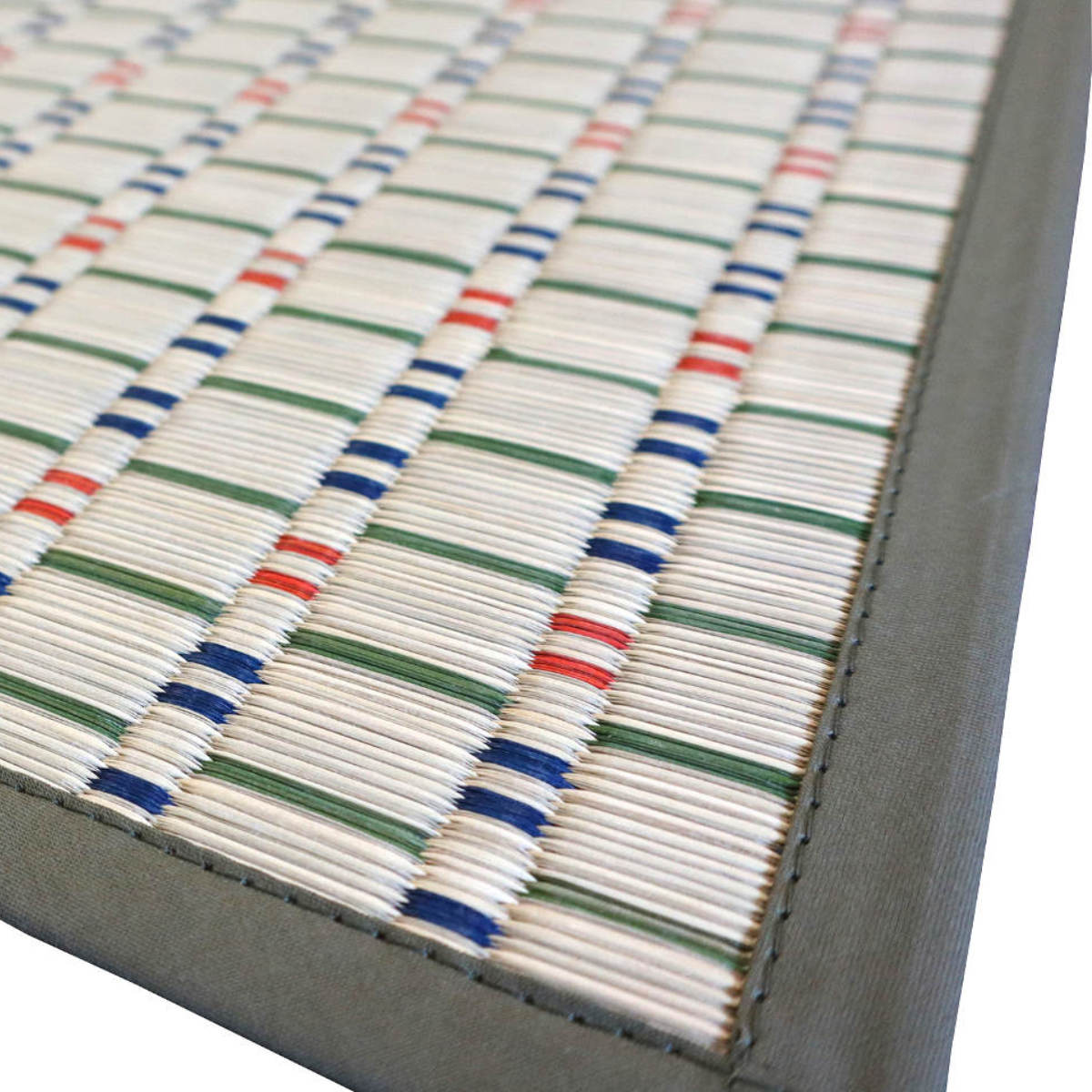 い草ラグ 江戸間 8畳 せせらぎ 348×348cm 掛川織 花ござ ( い草マット い草カーペット カーペット ラグ ござ 天然素材 い草 抗菌力 防カビ性 消臭性 除湿 保湿 静音 静音性 防カビ 抗菌 空気清浄 リラックス マット ) 【グレー】 グレー