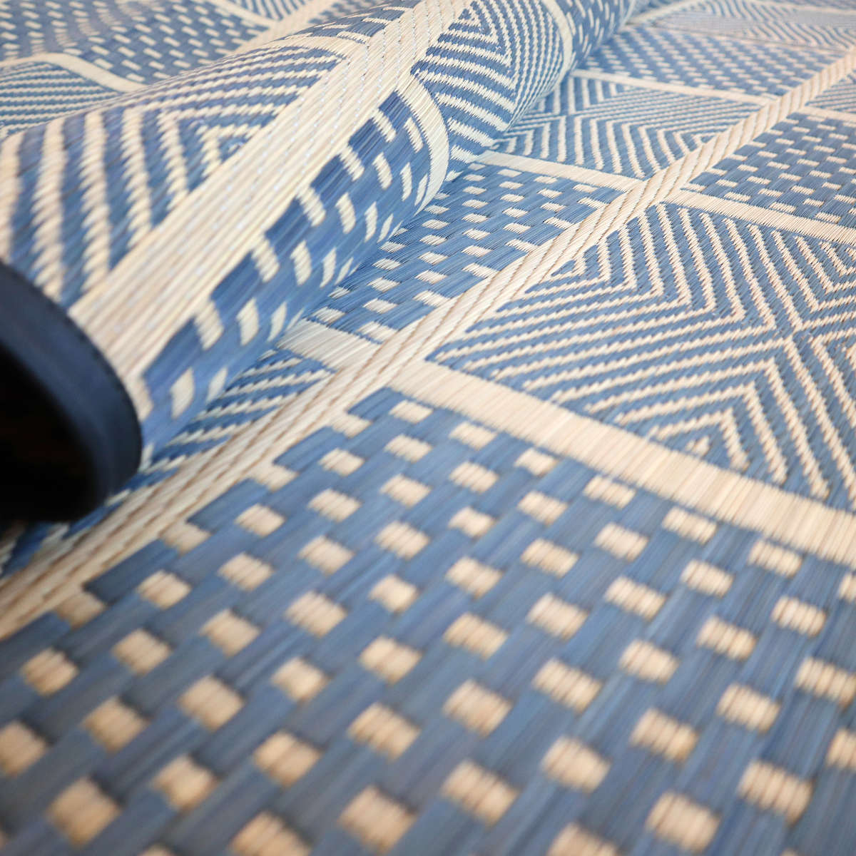 い草ラグ 江戸間 2畳 高山 174×174cm 紋織 花ござ ( い草マット い草カーペット カーペット ラグ ござ 天然素材 い草 抗菌力 防カビ性 消臭性 除湿 保湿 静音 静音性 防カビ 抗菌 空気清浄 リラックス マット ) 【グリーン】 グリーン