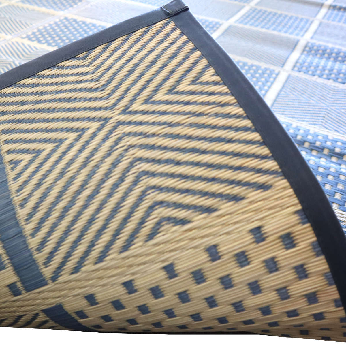 い草ラグ 江戸間 3畳 高山 174×261cm 紋織 花ござ ( い草マット い草カーペット カーペット ラグ ござ 天然素材 い草 抗菌力 防カビ性 消臭性 除湿 保湿 静音 静音性 防カビ 抗菌 空気清浄 リラックス マット ) 【グリーン】 グリーン