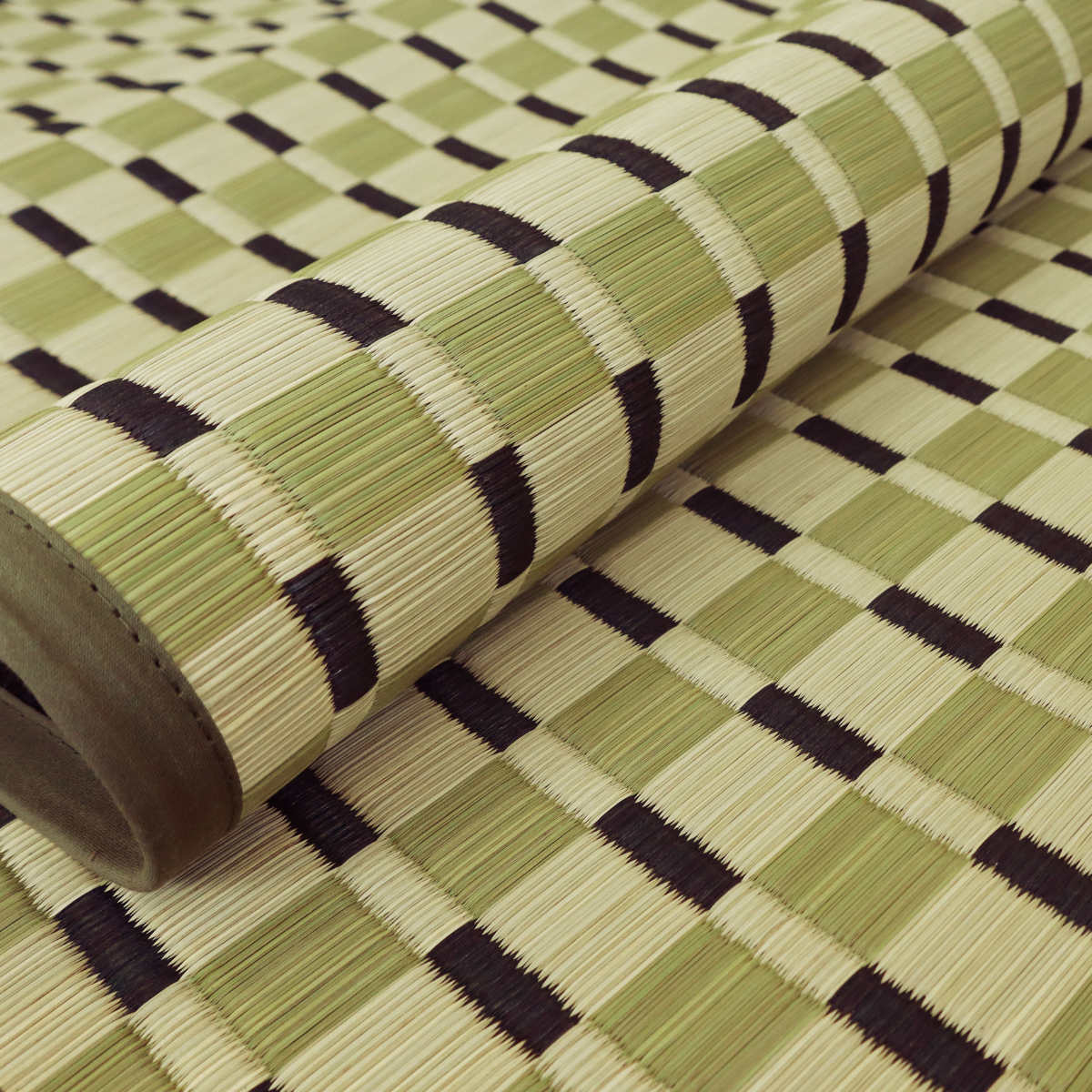 い草ラグ 江戸間 4.5畳 涼風 261×261cm 掛川織 花ござ ( い草マット い草カーペット カーペット ラグ ござ 天然素材 い草 抗菌力 防カビ性 消臭性 除湿 保湿 静音 静音性 防カビ 抗菌 空気清浄 リラックス マット ) 【ベージュ】 ベージュ