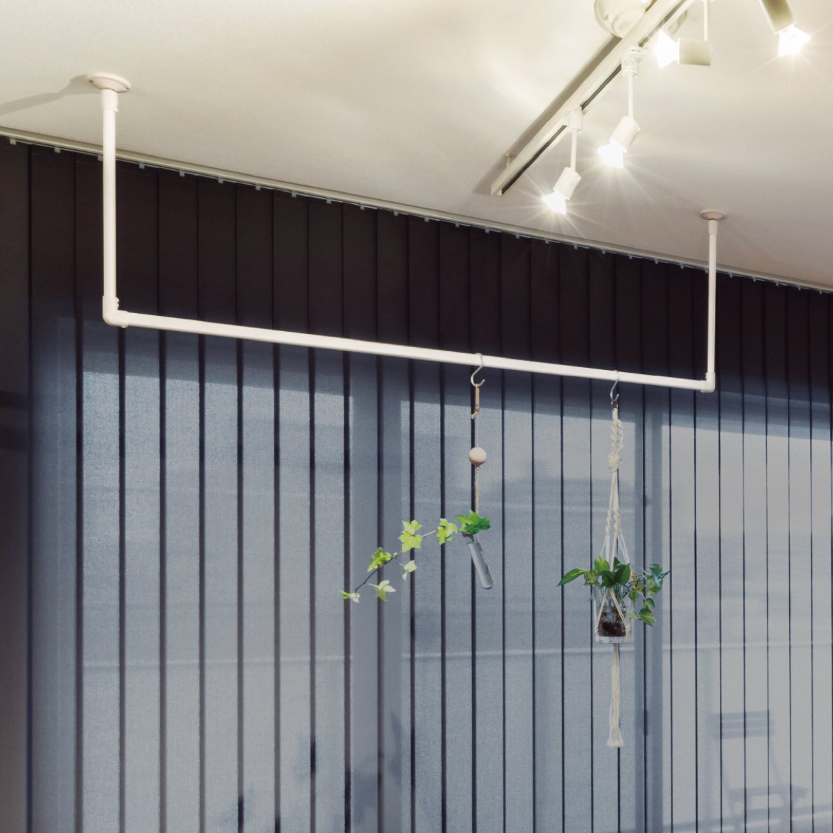 室内物干し TOSO 幅278×高さ27cm ハンギングバー アイアンバー ( ハンガーバー アイアン 物干し 幅278cm 天吊り ハンガーパイプ 室内干し おしゃれ ハンガーラック 洗濯物干し インテリア 衣類 収納 クローゼット ランドリー ) 【ブラック】 ブラック