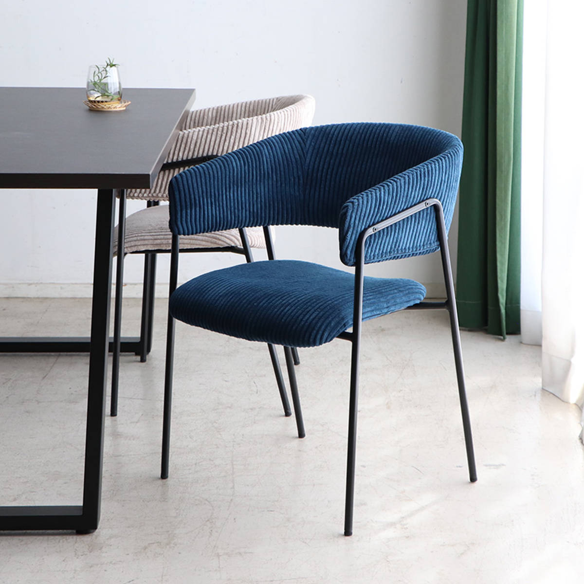 ダイニングチェア 座面高45cm コーデュロイ グリスチェア ( 肘付き ダイニング チェア アイアン脚 北欧 モダン シンプル スタイリッシュ ) 【ブルー】 ブルー