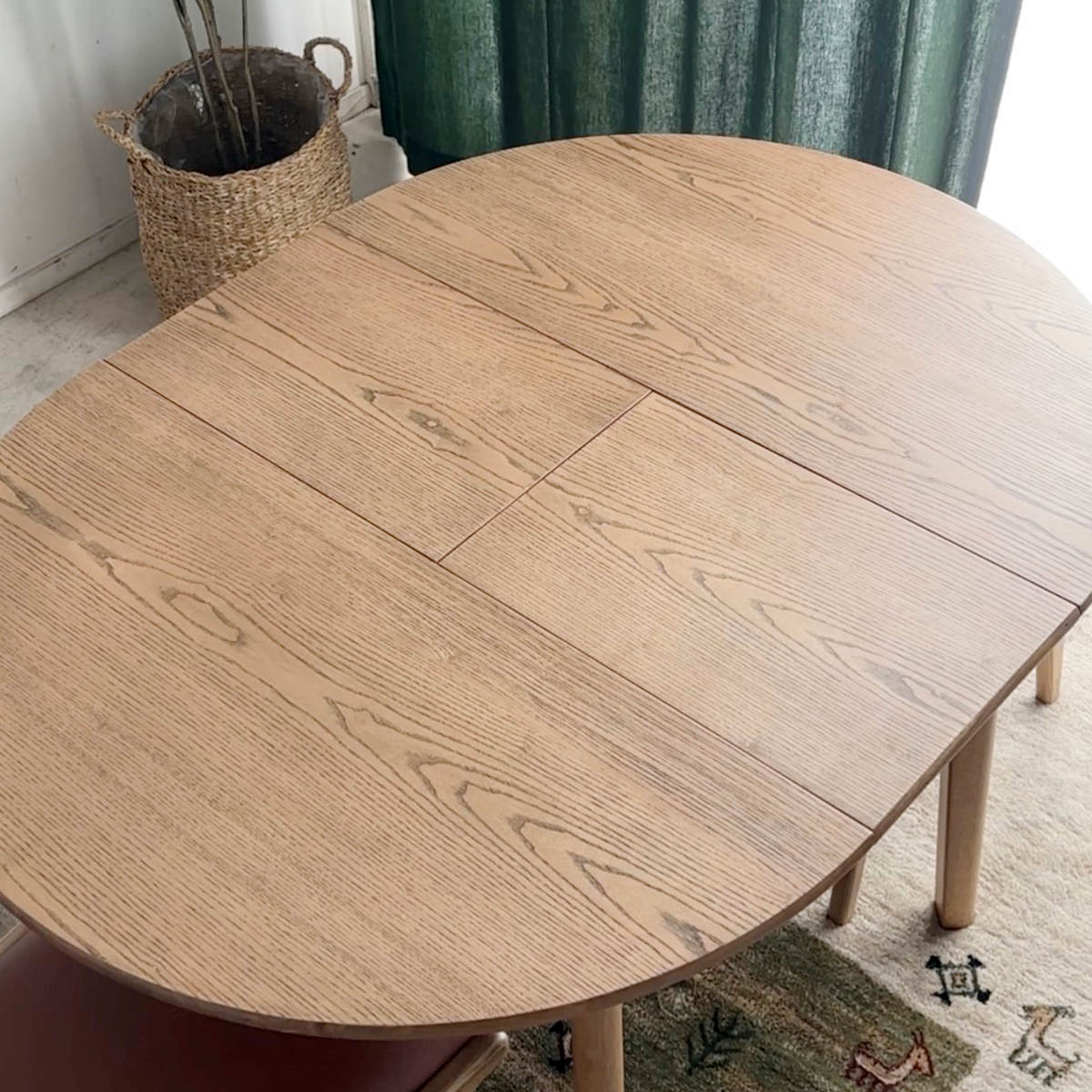 ダイニングテーブル 伸縮式 円型 90cm・120cm アルグ ( テーブル 食卓テーブル 丸 2人用 4人用 机 木製 楕円 円形 伸縮テーブル コンパクト 天然木 天板 伸長 エクステンションテーブル ダイニング 食卓 おしゃれ 省スペース )