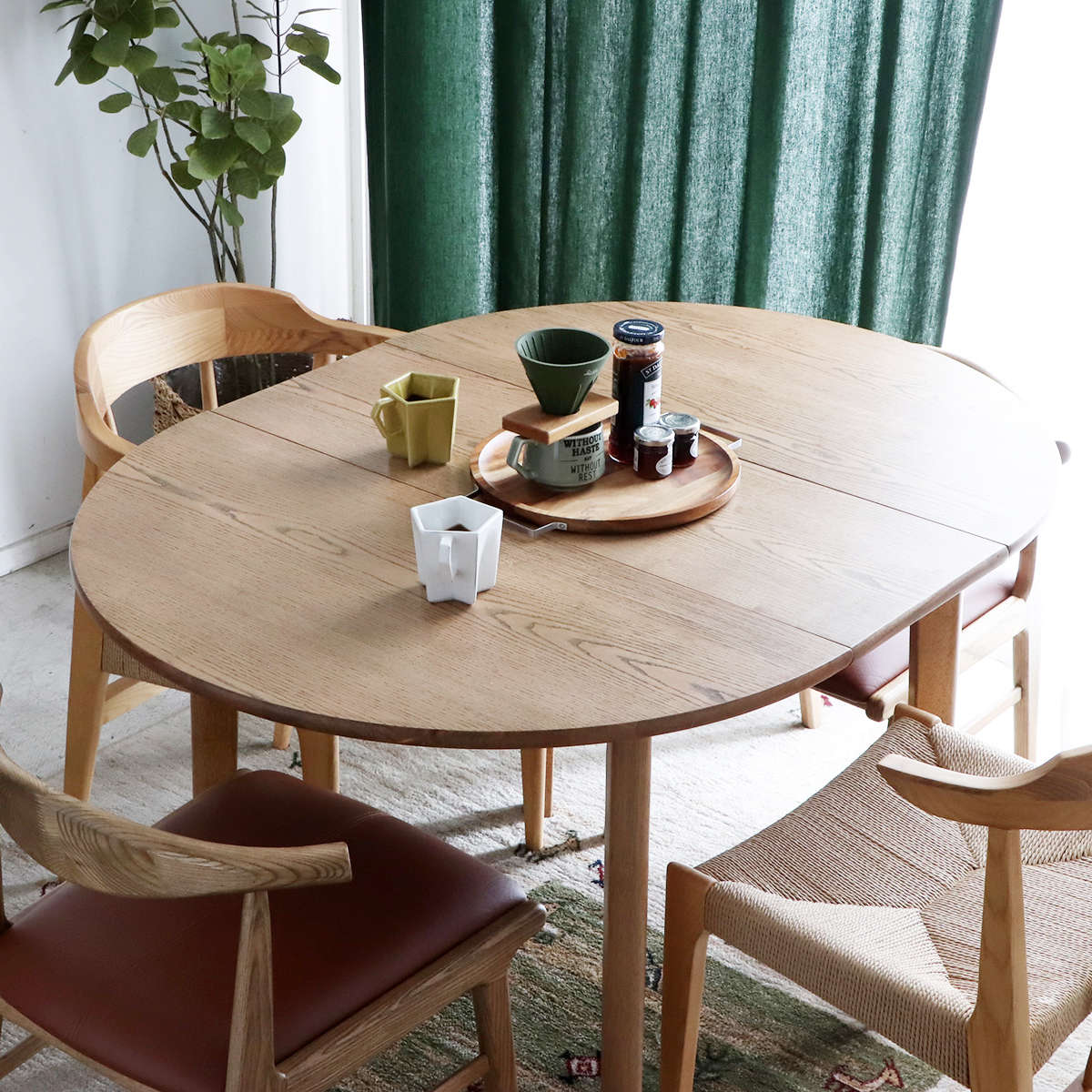 ダイニングテーブル 伸縮式 円型 90cm・120cm アルグ ( テーブル 食卓テーブル 丸 2人用 4人用 机 木製 楕円 円形 伸縮テーブル コンパクト 天然木 天板 伸長 エクステンションテーブル ダイニング 食卓 おしゃれ 省スペース )