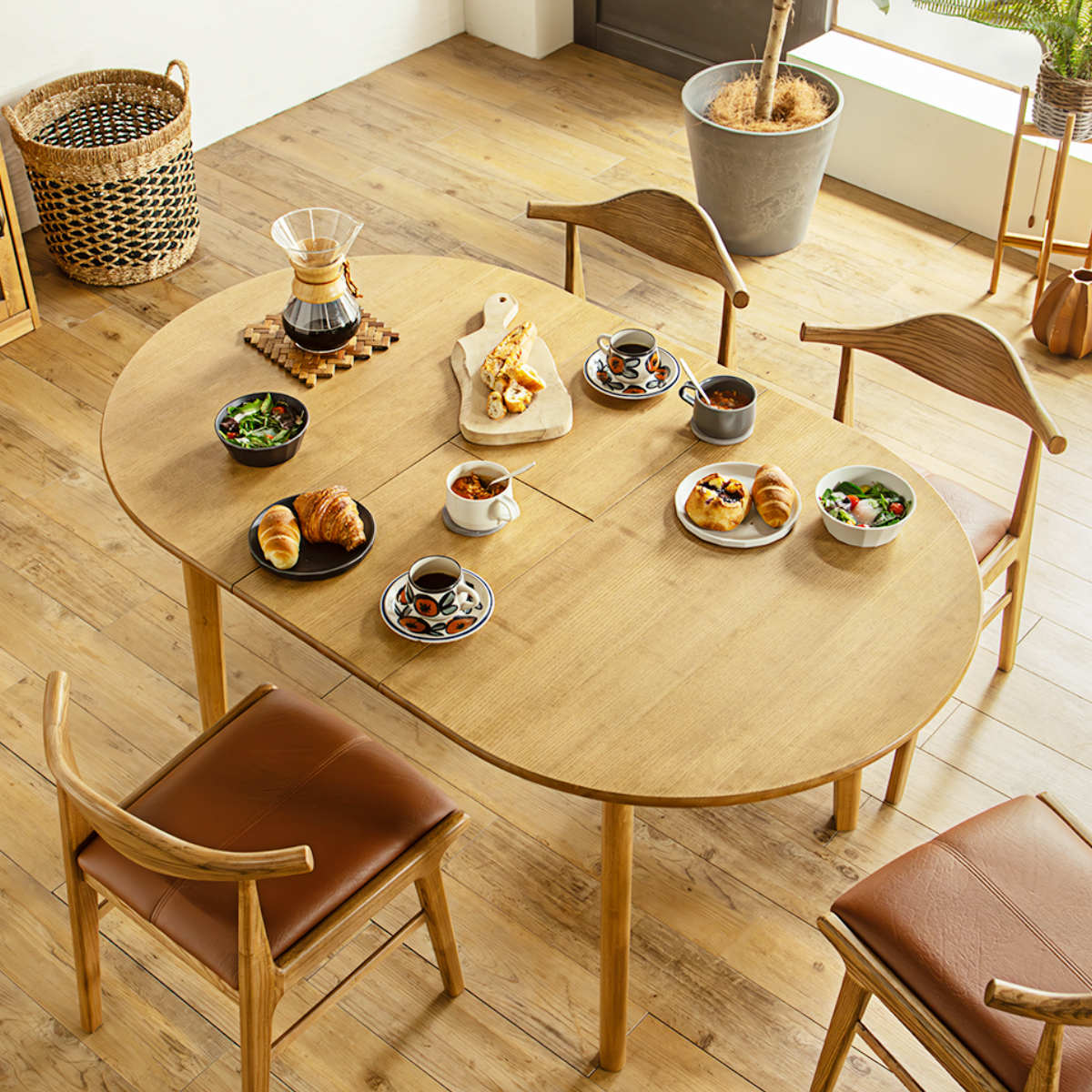 ダイニングテーブル 伸縮式 楕円型 120cm・150cm アルグ ( テーブル 食卓テーブル 丸 2人用 4人用 机 木製 楕円 円形 伸縮テーブル 天然木 天板 伸長 エクステンションテーブル ダイニング 食卓 おしゃれ 省スペース )