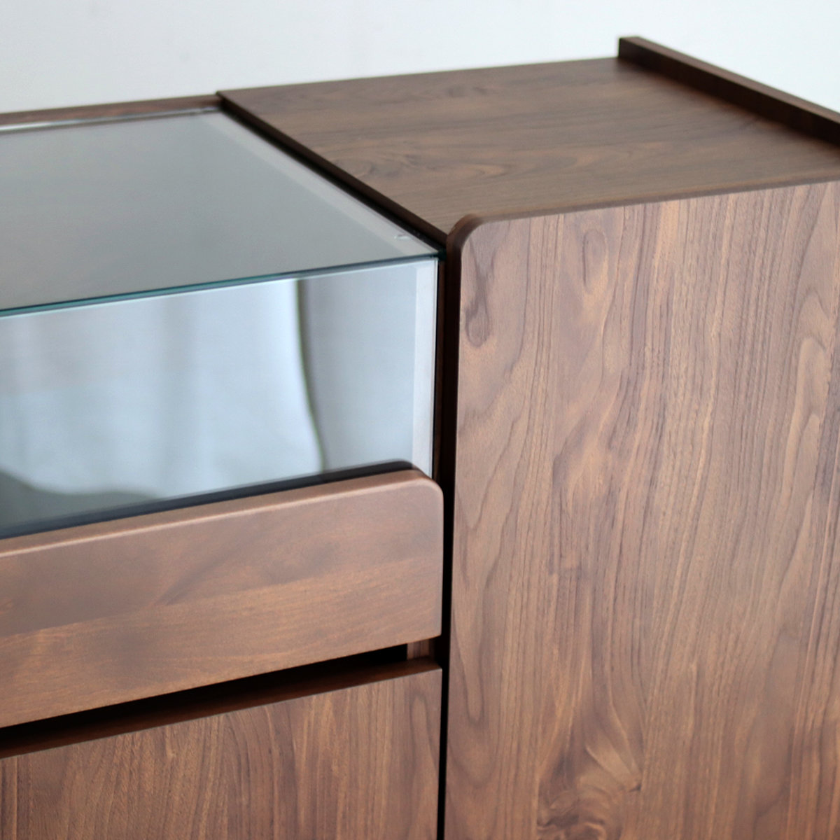 キャビネット 幅149.5cm ガラスケース コレクション ( ラック 棚 シェルフ 飾り棚 ディスプレイ 日本製 完成品 可動棚 お掃除ロボット対応 家具 スライド棚 ブラウン ナチュラル ) 【ブラウン】 ブラウン