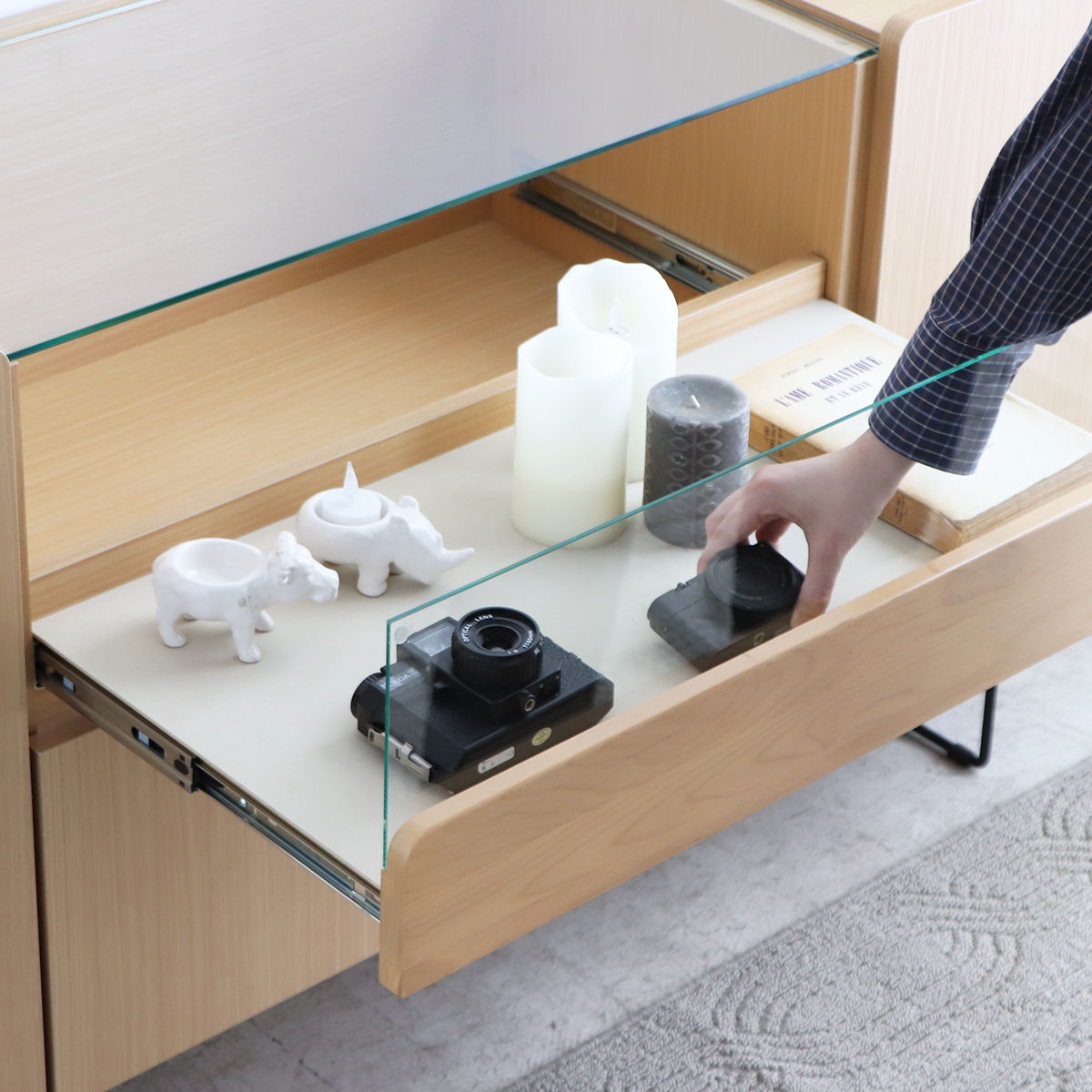 キャビネット 幅149.5cm ガラスケース コレクション ( ラック 棚 シェルフ 飾り棚 ディスプレイ 日本製 完成品 可動棚 お掃除ロボット対応 家具 スライド棚 ブラウン ナチュラル ) 【ブラウン】 ブラウン