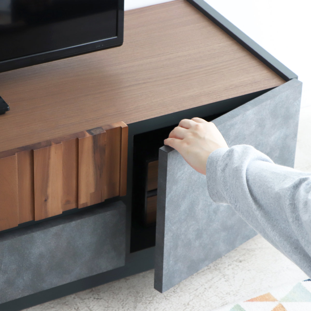 テレビ台 幅140cm ローボード コンクリート調 アカシア材 モダンデザイン ( TV台 テレビボード AVラック 収納 ラック 棚 リビングボード 家具 引出し モルタル調 58型対応 スタイリッシュ )