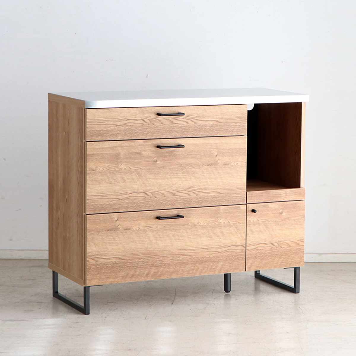 キッチンカウンター 幅104.7cm ステンレス 天板 木目調 日本製 完成品 ( スライド棚 家電収納 キッチン収納 引き出し 3段 脚付き フルスライドレール 木目 炊飯器 電気ポット 引出 ステンレス天板 作業台 コード穴 )