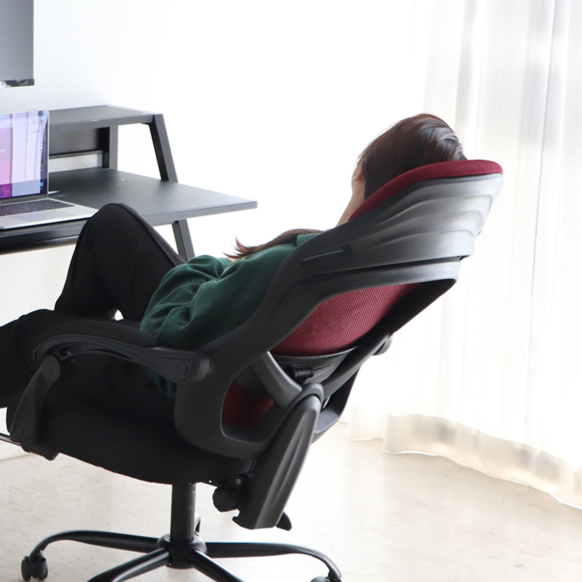 オフィスチェア 座面高44.5~52.5cm ヘッドレスト付き フットレスト付き メッシュ FT ( ワークチェア パソコンチェア ハイバック 肘掛け リクライニング デスクチェア 座面 高さ調節 キャスター付き チェア イス オフィス 仕事 ) 【レッド】 レッド