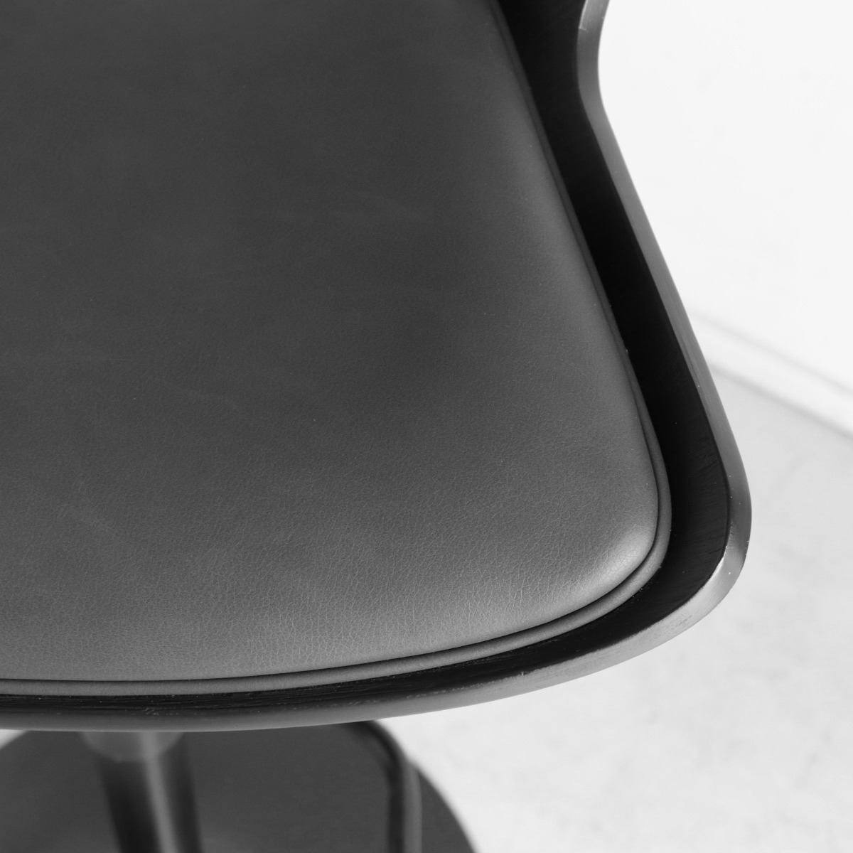 カウンターチェア 回転 昇降式 木目調 フットレスト付き バーチェア LCI ( バー スツール チェア 椅子 イス 無段階 高さ調節 フットレスト レザー調 日本製 背もたれ付き ウレタン 回転椅子 キッチン ダイニング カウンター ) 【ブラウン】 ブラウン