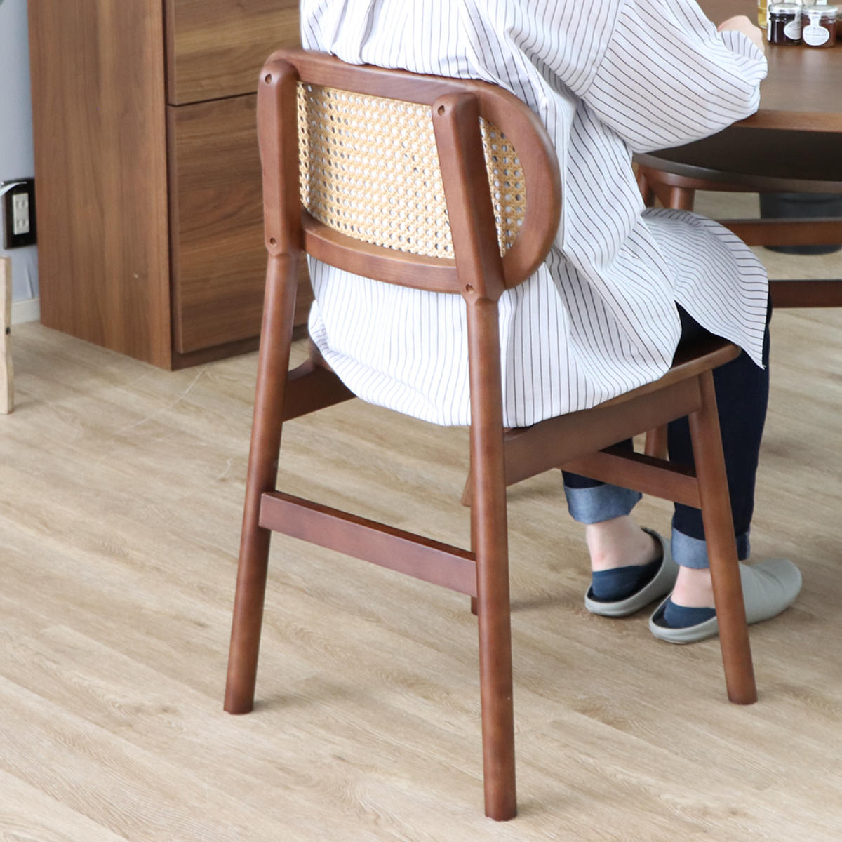 ダイニングチェア 座面高45cm 背もたれ付き コッティ ( チェア ダイニング イス 木製 天然木 食卓椅子 アームレス 肘なし 完成品 ラタン調 ウッドチェア 椅子 チェアー いす 食卓 リビング リビングチェア アッシュ ビーチ ) 【ブラウン】 ブラウン