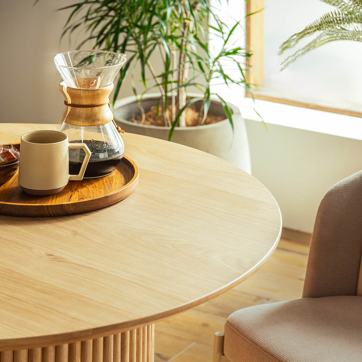 円形テーブル 幅100cm ロペス ダイニングテーブル ( テーブル 食卓テーブル 丸 机 木製 天然木 ダイニング 食卓 2~4人 円型 1本脚 リビングテーブル 木製テーブル ウッドテーブル 丸テーブル ) 【ナチュラル】 ナチュラル