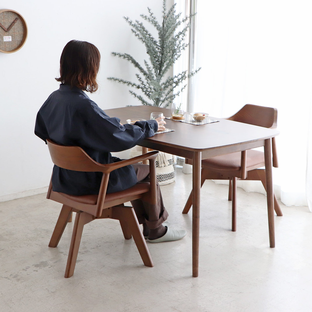 ダイニングテーブル 幅130cm 木製 ( テーブル 食卓テーブル 長方形 机 天然木 木製テーブル 2人 4人 食卓 コンパクト ダイニング 作業 ウッドテーブル 奥行76cm 丸角 )