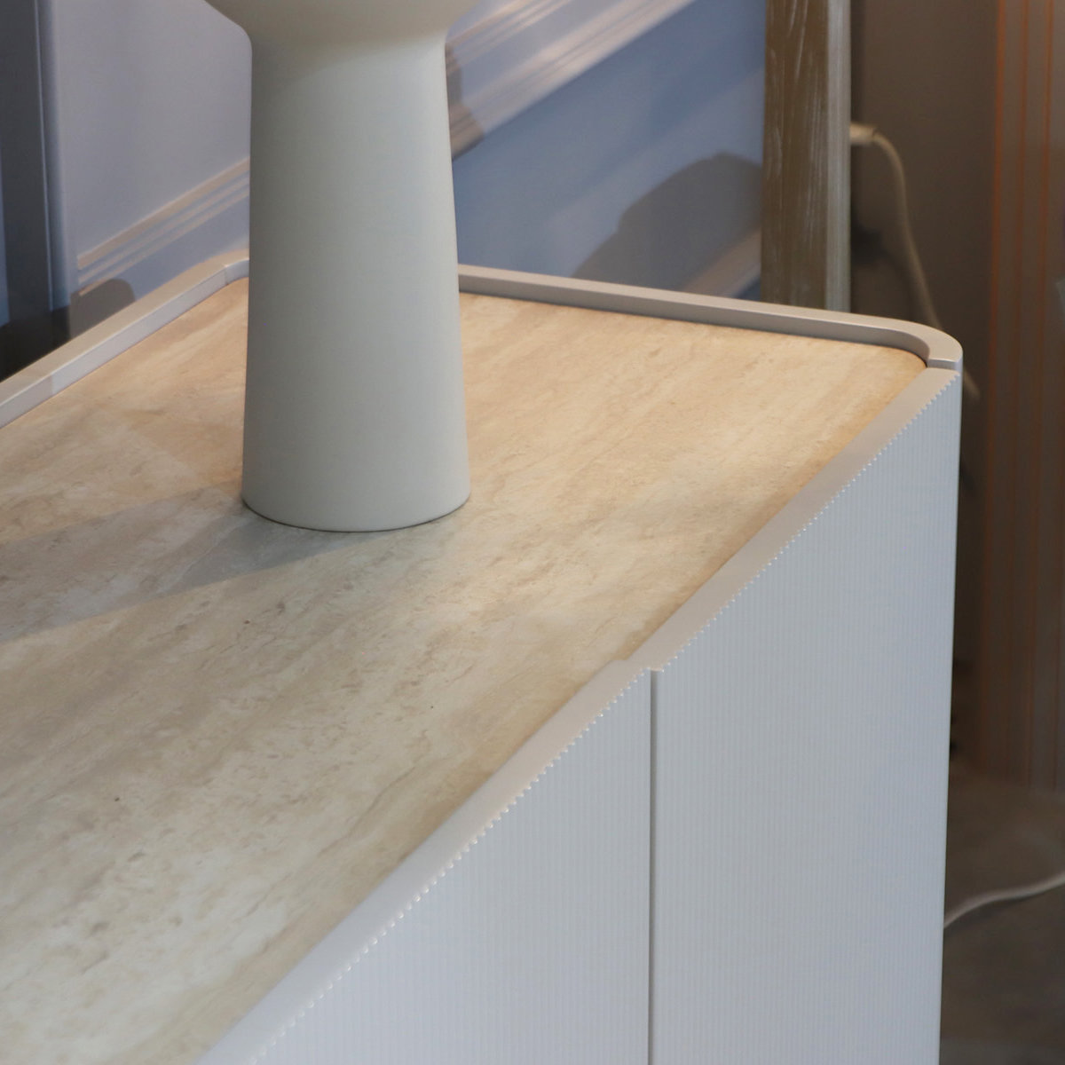 サイドボード 幅180cm ビオランテ 突板 ウォールナット ( リビングボード キャビネット 大容量 可動棚 棚 ラック 飾り棚 食器棚 リビング収納 )