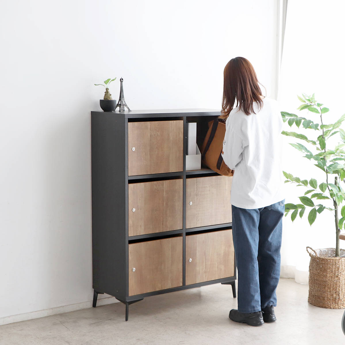 ロッカー 幅90cm 木目調 鍵付き 完成品 日本製 脚付き ( 鍵付ロッカー 荷物入れ オフィスロッカー 書庫 更衣室 更衣ロッカー 可動棚 棚 ラック 3段 )