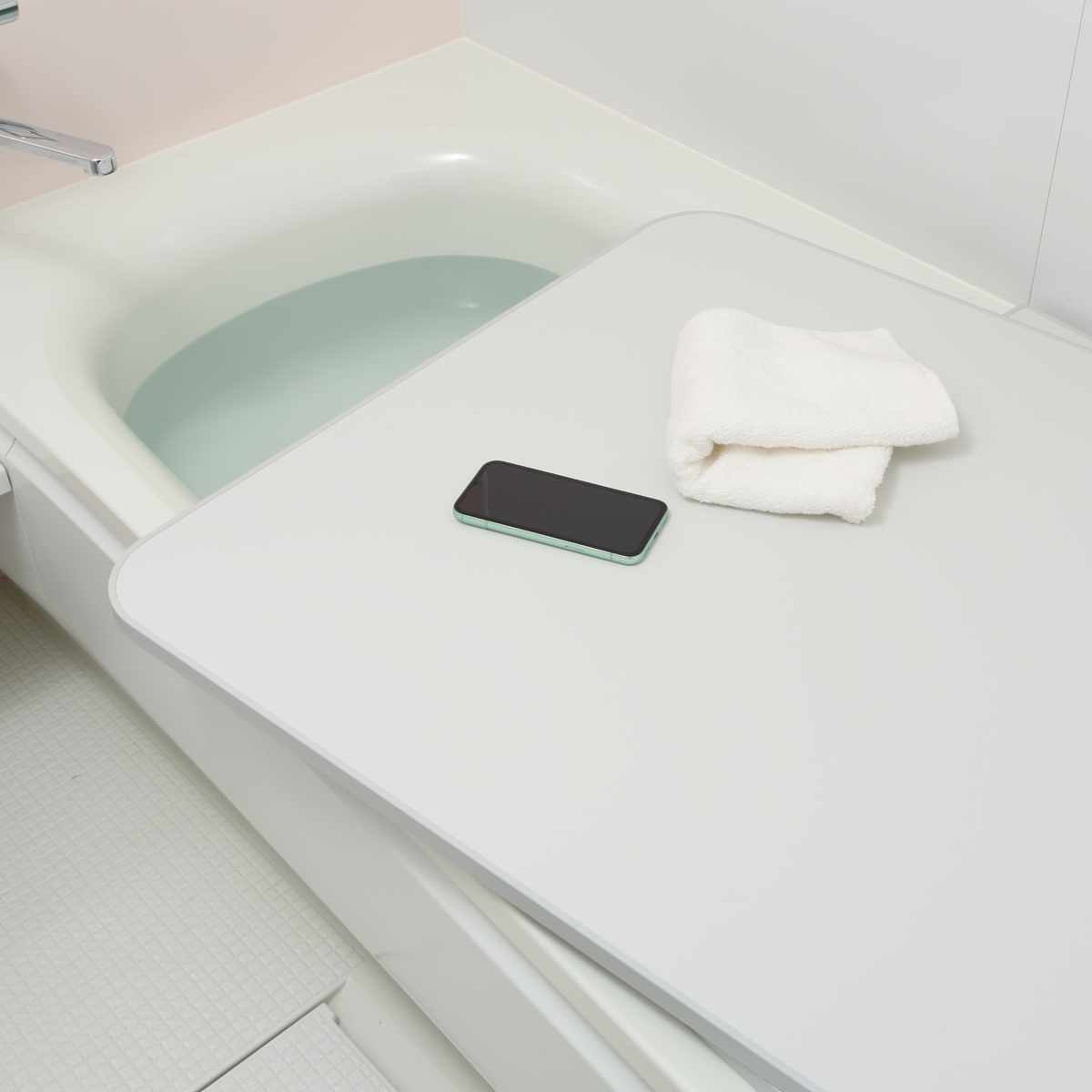 風呂ふた 組み合わせ かるふた 75×160cm L16 軽い ( 風呂蓋 風呂フタ 実寸73×158cm 2枚組 風呂 ふた 軽量 防カビ 保温 日本製 フタ 超軽量 かびにくい 75×160cm用 75 160 2枚 二枚 2分割 2枚割 ホワイト )