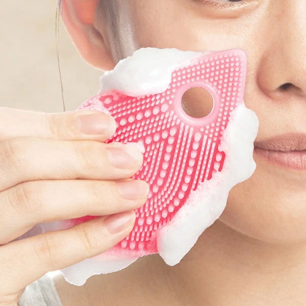 Amazon.co.jp: Le Dzx 電動洗顔ブラシ 美顔器 洗顔器 1台2役