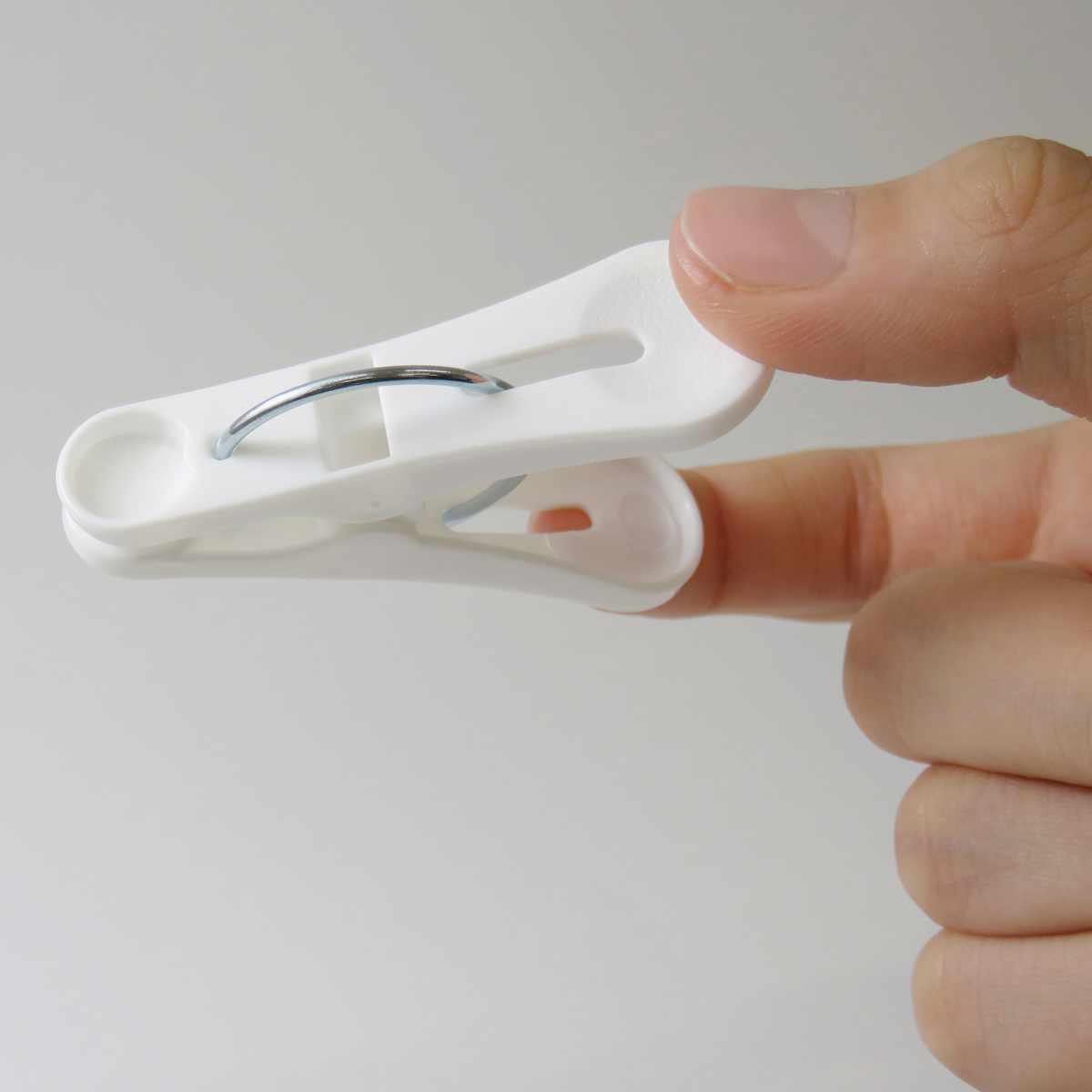 角ハンガー パッとる ピンチ角ハンガー 60ピンチ ( 洗濯ハンガー ピンチハンガー 引っ張るだけ 折りたたみ 物干しハンガー 洗濯バサミ 60個 キャッチフック 4点フック 下折れ式 カモイフック )