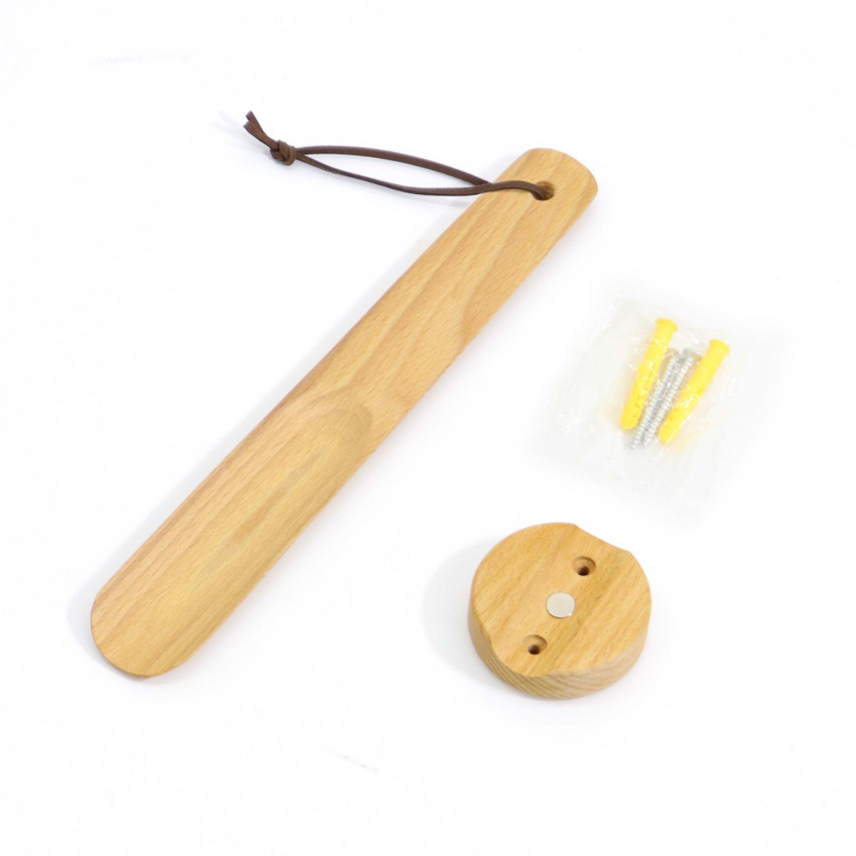 靴べら 26cm マグネットでくっつく靴ベラ 木製 磁石 ( 靴ベラ マグネット 天然木 けやき 欅 長さ26cm 短め ショート コンパクト 壁掛け 粘着テープ ネジ留め 木 シンプル 玄関収納 玄関周り シューズクローク 靴 おしゃれ )