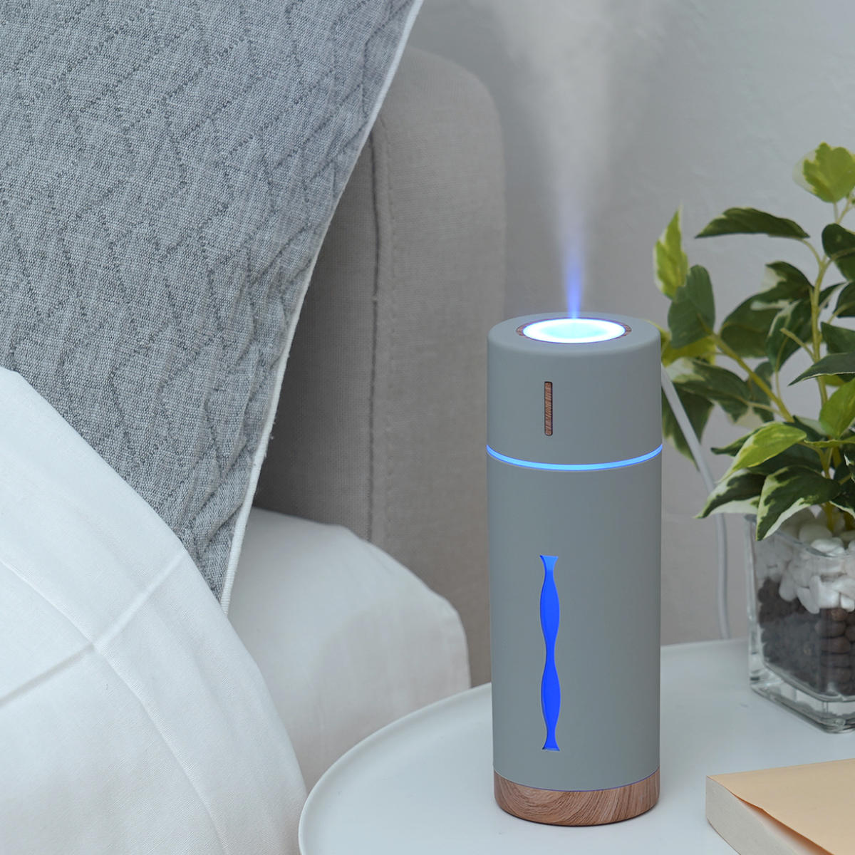 加湿器 MINI HUMIDIFIER ルビン ( 超音波 コンパクト 卓上 LEDライト USB おしゃれ 木目 小型 デスク ドリンクホルダー 車 デスクワーク エッセンシャルオイル アロマウォーター ギフト プレゼント ) 【ホワイト】 ホワイト
