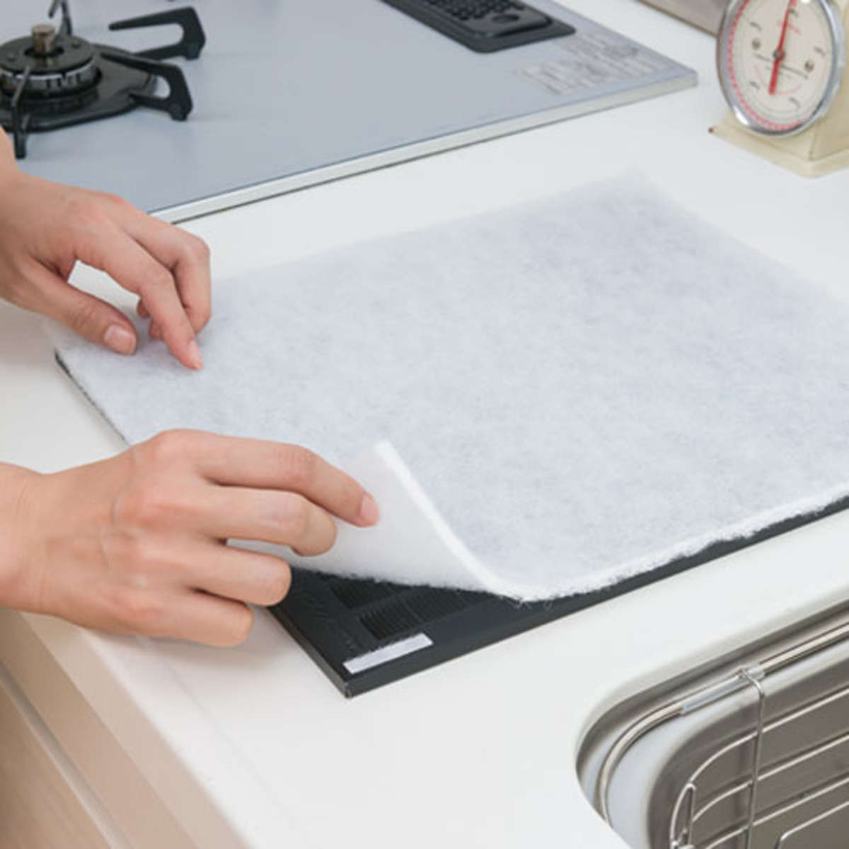 換気扇フィルター レンジフード 60cm幅用 超厚手 30cmに切れてるふんわりフィルター 6枚入り ( 日本製 レンジフードフィルター レンジフードカバー 換気扇 レンジフィルター 厚手 換気扇カバー レンジフード用 汚れ防止 長持ち )