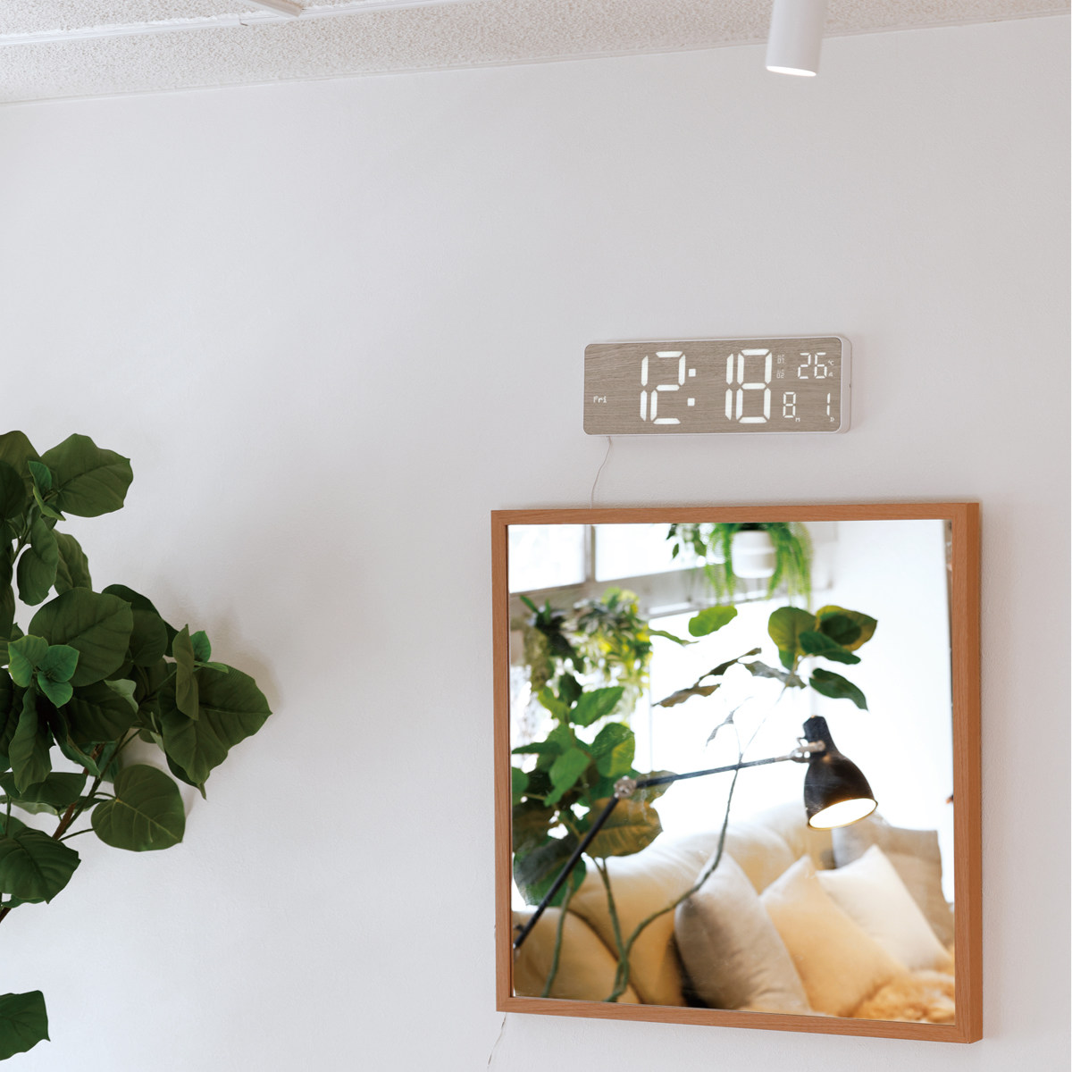 置き時計 LED Wi-Fi カレンダー機能付き 置き掛け兼用 SLOWER カミーノ 木目 ( 温度計 カレンダー USB LED時計 置き 掛け アラーム 輝度調節 自動調整 卓上時計 時計 とけい クロック 日付 曜日 温度 コンパクト おしゃれ ) 【ダークウッド】 ダークウッド