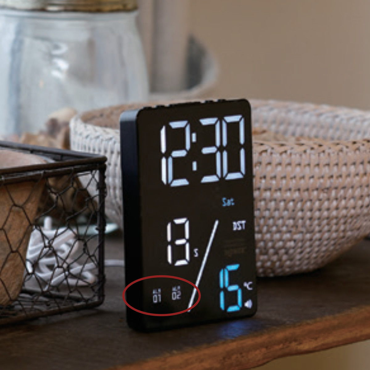 置き時計 LED デジタル時計 カレンダー機能付き 熱中症アラート機能付き 置き掛け兼用 SLOWER アズール ( 温度計 カレンダー USB LED時計 置き 掛け 輝度調節 卓上時計 日付 曜日 温度 コンパクト おしゃれ スヌーズ アラーム ) 【ブラック】 ブラック