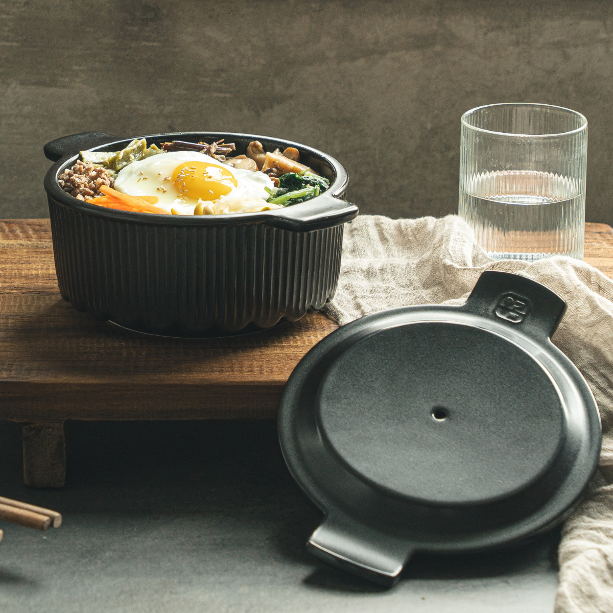 韓国風土鍋 16cm ガス火専用 OREUM 電子レンジ対応 オーブン対応 食洗機対応 5号 ドクターハウス ( Dr.HOWS オルム 土鍋 ミニ おしゃれ 一人用 直火対応 高密度ペタライト IH土鍋 直火土鍋 両手鍋 卓上鍋 土鍋ご飯 皿 鍋 1人鍋 )