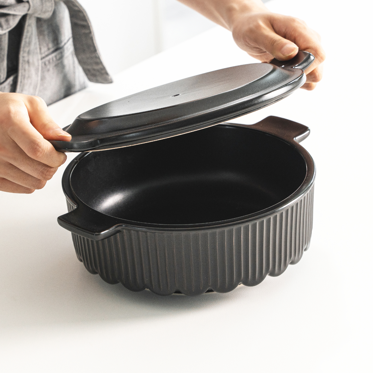 韓国風土鍋 16cm ガス火専用 OREUM 電子レンジ対応 オーブン対応 食洗機対応 5号 ドクターハウス ( Dr.HOWS オルム 土鍋 ミニ おしゃれ 一人用 直火対応 高密度ペタライト IH土鍋 直火土鍋 両手鍋 卓上鍋 土鍋ご飯 皿 鍋 1人鍋 )