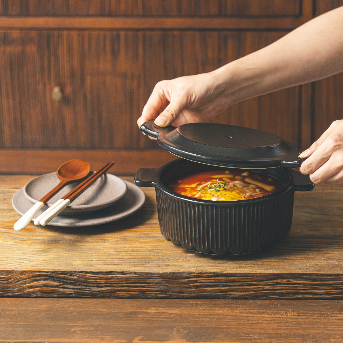 韓国風土鍋 16cm ガス火専用 OREUM 電子レンジ対応 オーブン対応 食洗機対応 5号 ドクターハウス ( Dr.HOWS オルム 土鍋 ミニ おしゃれ 一人用 直火対応 高密度ペタライト IH土鍋 直火土鍋 両手鍋 卓上鍋 土鍋ご飯 皿 鍋 1人鍋 )