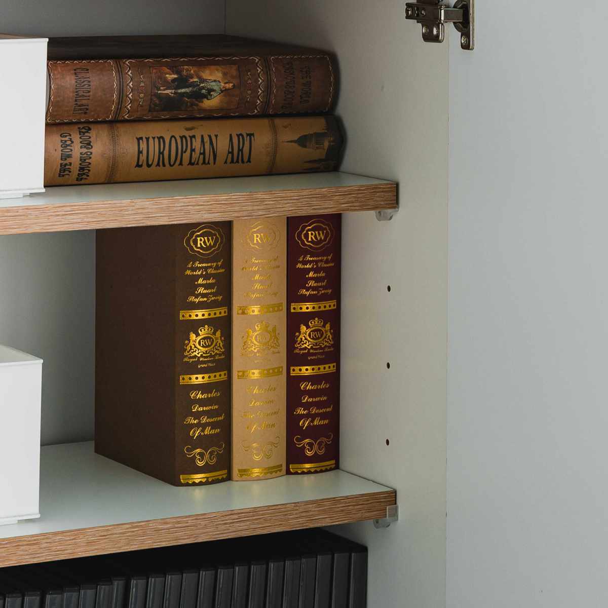 キャビネット 幅120cm 北欧モダン 可動棚 日本製 完成品 ( 棚 ラック 収納 本棚 ディスプレイ グレージュ リビングボード 食器棚 飾り棚 シェルフ 扉収納 配線穴 )