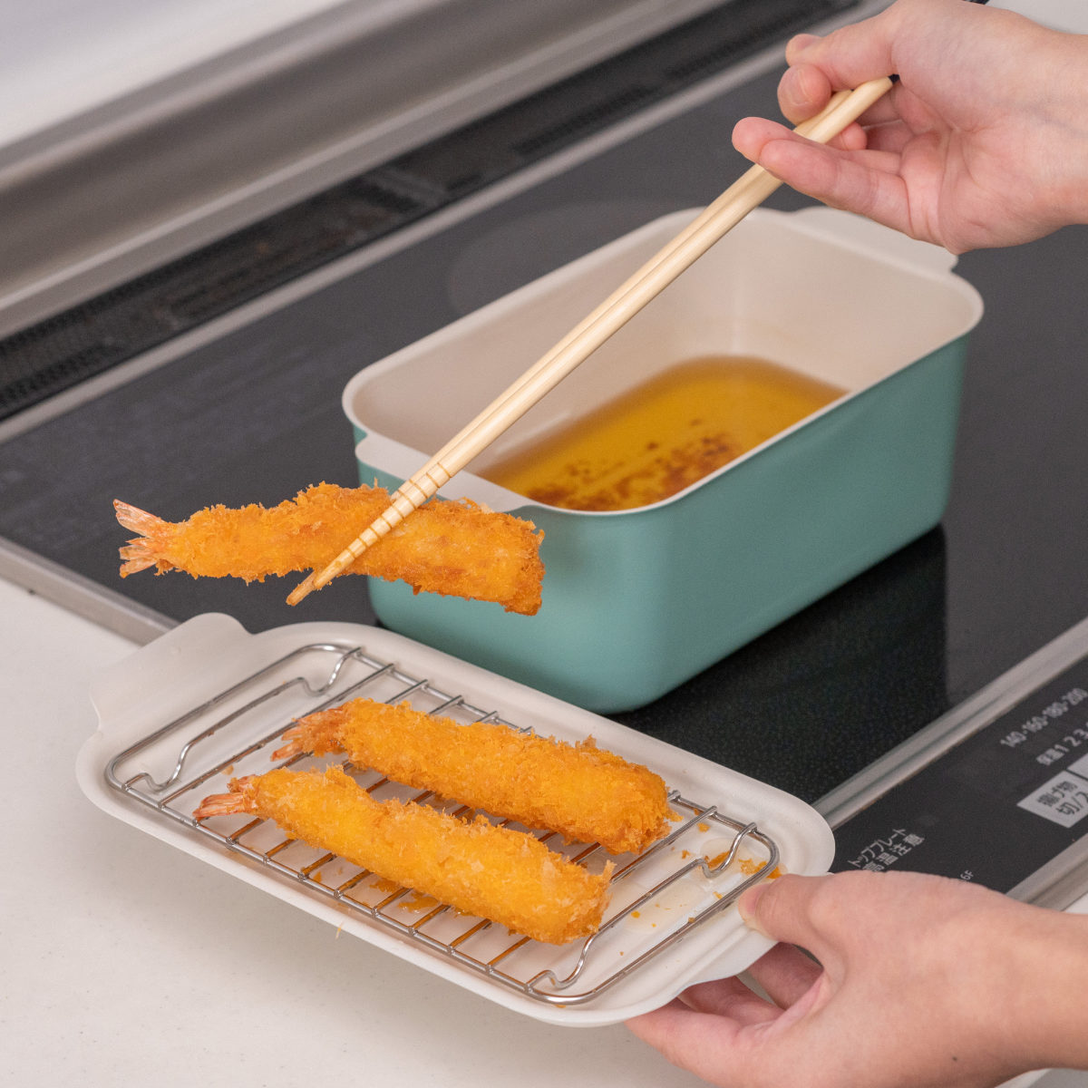 天ぷら鍋 角型 IH対応 鉄製 20x13cm ( ガス火対応 角型天ぷら鍋 鉄 揚げ鍋 揚げ物鍋 天ぷら用鍋 フライヤー 小さい 少ない油 なべ お鍋 長方形 フライ鍋 鉄鍋 両手付き 小さめ コンパクト 少量 調理器具 キッチン用品 ) 【グリーン】 グリーン