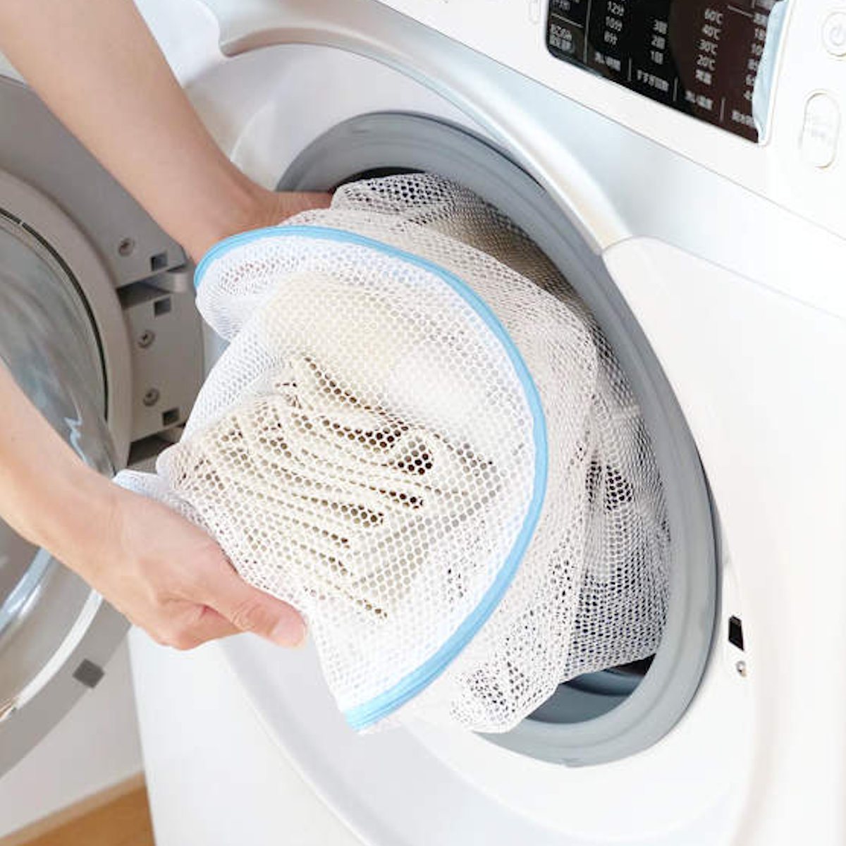 後付けカーテン 1級遮光 裏地 ライナー ウォッシャブル 幅105cm×丈192cm 1枚 ( カーテン 既製品 洗える 遮光カーテン 1級 遮光 後付け 洗えるカーテン カーテンライナー 遮光ライナー 断熱カーテン 取り付け簡単 掃き出し窓 )