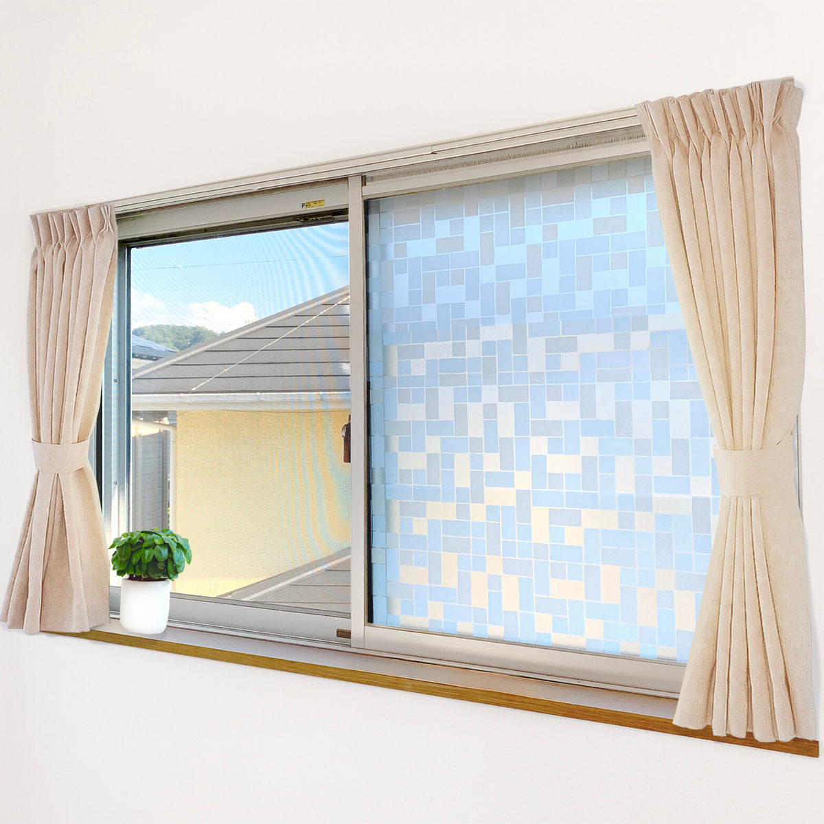 窓貼りシート 窓用 すりガラス調 目隠しシート 90×30cm 3枚組 ( 遮光シート 窓 シート 遮光 UVカット 目隠し マグネット 貼ってはがせる ガラス 貼る 窓シート 防犯 簡単設置 ガラスに貼るフィルム 省エネ 節電 エコ ) 【クールタイル】 クールタイル