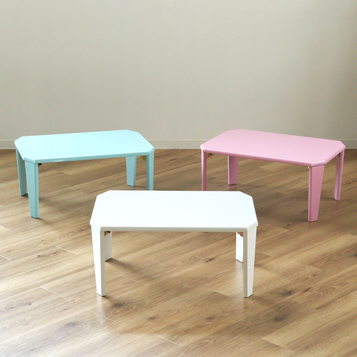 折りたたみテーブル 幅70cm コンパクト 鏡面仕上げ ( ミニテーブル 小さい テーブル 折り畳み 折りたたみ 机 センターテーブル ローテーブル 座卓 折れ脚 キッズ こども かわいい おしゃれ 四角 長方形 完成品 70×50cm ) 【ホワイト】 ホワイト