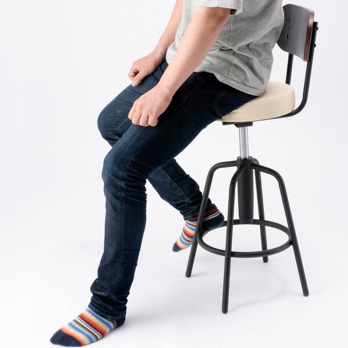 カウンターテーブルセット 2点セット 1人掛け 幅100cmテーブル×1 カウンターチェア×1 ( バーチェア セット テーブル 奥行 35cm スリム 椅子 回転 高さ調節 チェア 机 棚付き 小物置き 背もたれ付き 丈夫 簡単組立 木製 おしゃれ ) 【ブラック】 ブラック