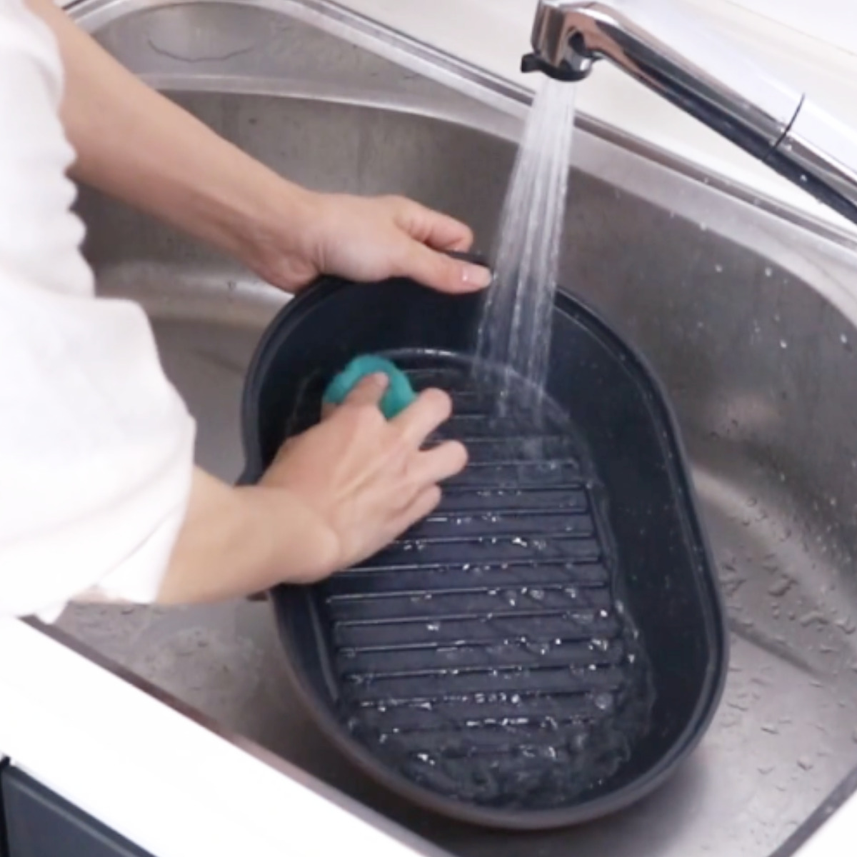 グリルパン 22×32cm IH対応 マローネシェフ 取っ手が取れる 着脱ハンドル付き オーバルパン ( ガス火対応 グリルフライパン フライパン ガラス蓋付き グリルプレート アルミ製 アルミ鍋 魚焼き器 調理器具 キッチン用品 )