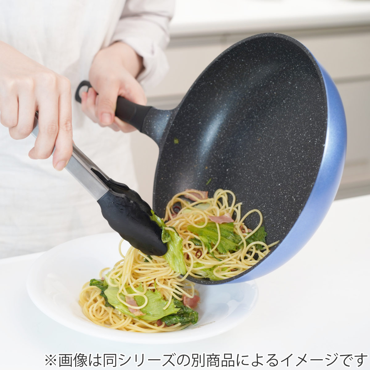 いため鍋 28cm ガス火専用 軽量 ウルトライト 深型フライパン ( ガス火対応 直火対応 炒め鍋 ふっ素加工 フッ素加工 軽い 28センチ 深型 フッ素コーティング アルミ製 PFOAフリー )