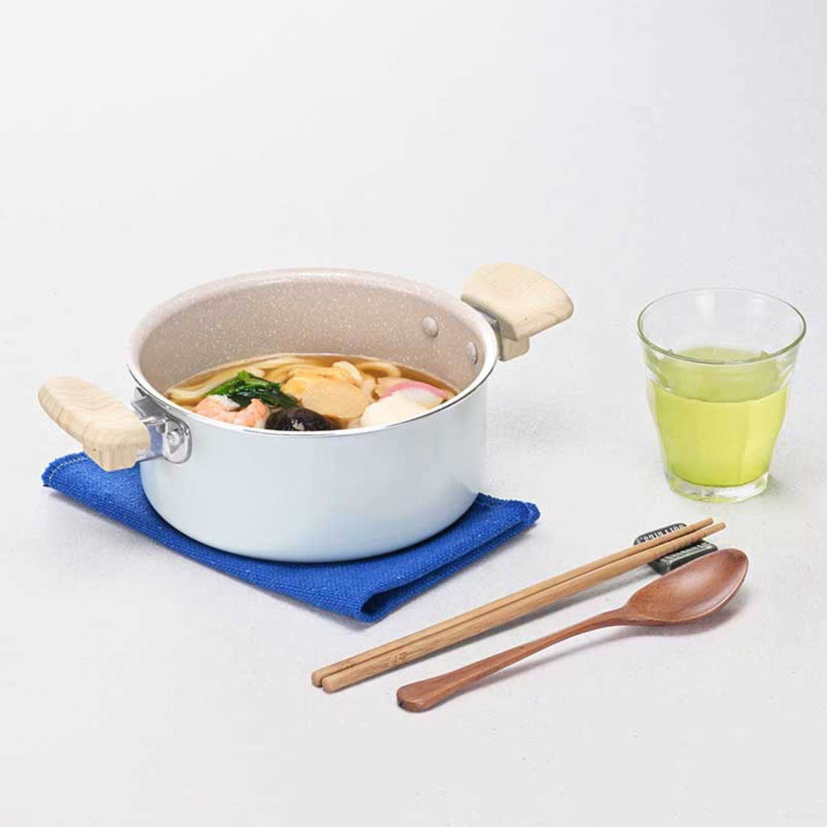 両手鍋 16cm IH対応 ミディーズ ( ガス火対応 鍋 両手なべ ふっ素加工 軽い 蓋付き アルミ製 フッ素加工 フッ素コーティング 金属ヘラOK 軽量 可愛い おしゃれ )