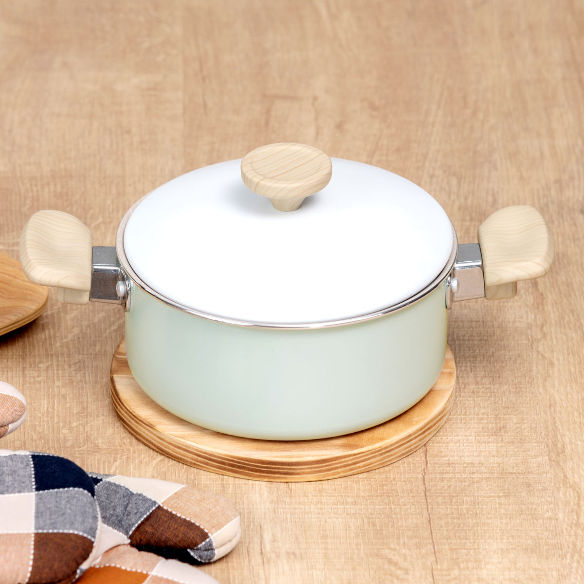 両手鍋 16cm IH対応 ミディーズ ( ガス火対応 鍋 両手なべ ふっ素加工 軽い 蓋付き アルミ製 フッ素加工 フッ素コーティング 金属ヘラOK 軽量 可愛い おしゃれ )