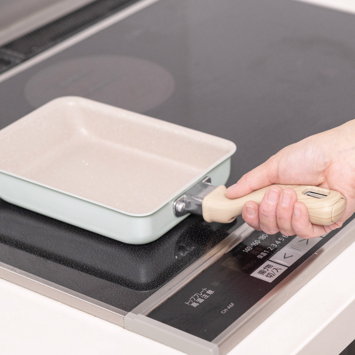 卵焼き器 13×18cm IH対応 ミディーズ ( ガス火対応 玉子焼き器 玉子焼きフライパン エッグパン フライパン 朝食 弁当 弁当作り 時短調理 お弁当作り ふっ素加工 フッ素加工 金属ヘラOK 軽い アルミ製 可愛い おしゃれ )