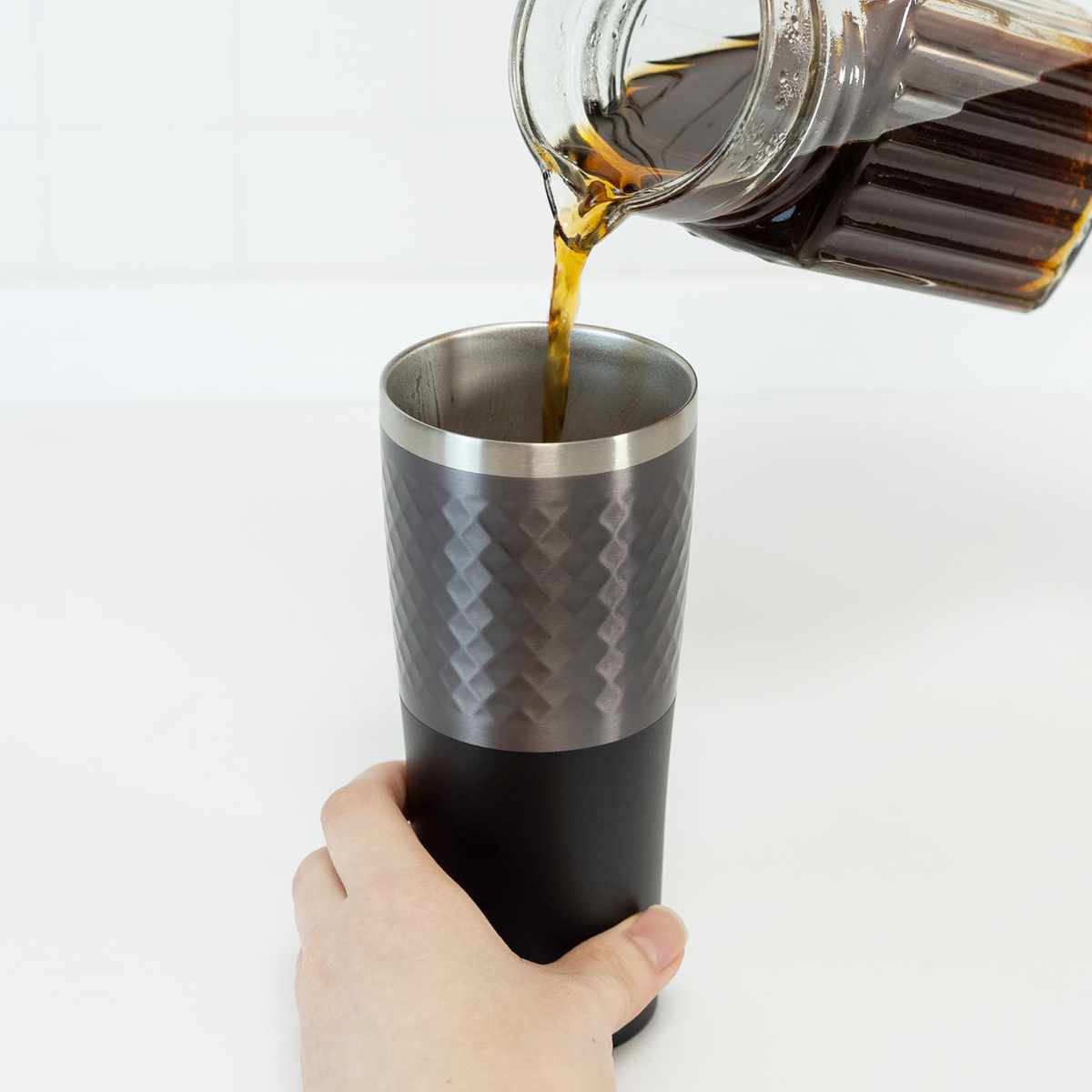 タンブラー 600ml フォルテック ステンレスカラータンブラー ( ステンレス 保温 保冷 真空断熱構造 ステンレスタンブラー ビアタンブラー 高級感 シンプル 丈夫 スマート設計 お酒 ビール 熱燗 焼酎 チューハイ ハイボール ) 【グレー】 グレー