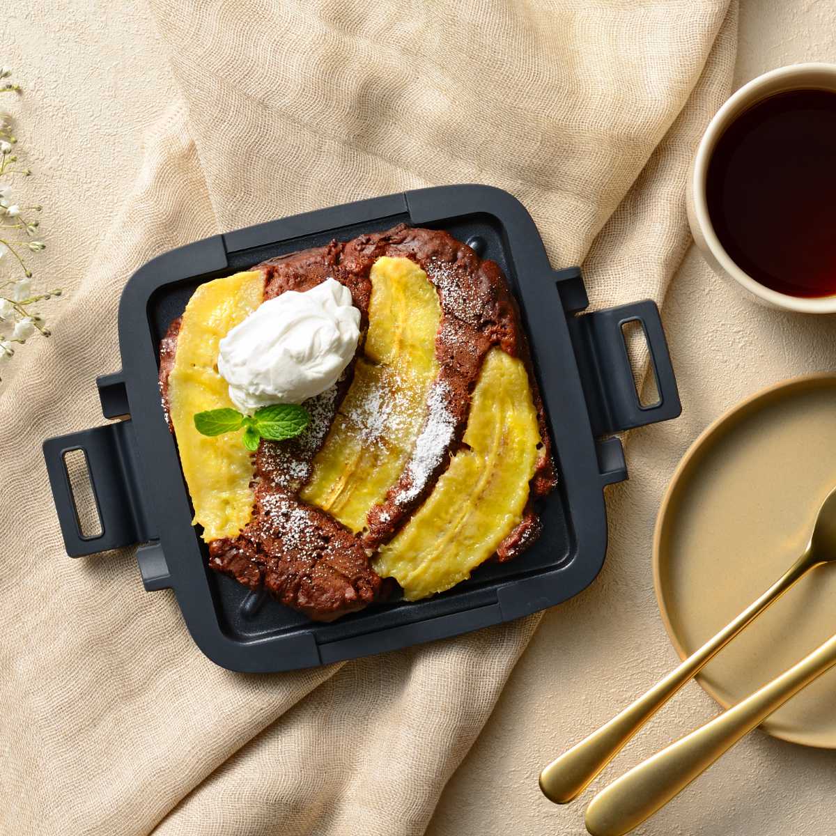 ホットサンドメーカー レンジ用 パリージュ レンジサンドメーカー 電子レンジ調理器 ( 電子レンジ専用 ホットサンド 両面焼き 安心調理 ホットサンド調理 焼き目 フッ素加工 パン 焼ける レンジ キッチン レシピ付き )