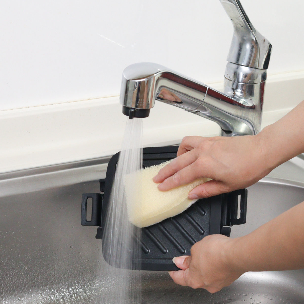 ホットサンドメーカー レンジ用 パリージュ レンジサンドメーカー 電子レンジ調理器 ( 電子レンジ専用 ホットサンド 両面焼き 安心調理 ホットサンド調理 焼き目 フッ素加工 パン 焼ける レンジ キッチン レシピ付き )