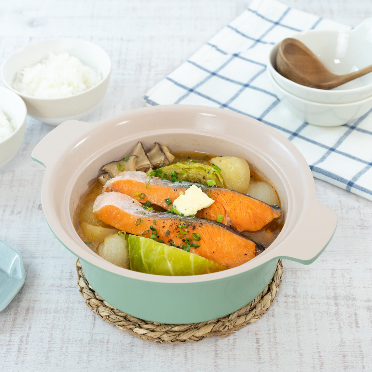 卓上鍋 アルモンデ IH対応 18cm ステンレス製 ( ガス火対応 オール熱源対応 両手なべ ふっ素加工 軽い なべ ひとり鍋 ガラス蓋 18センチ 1人用 2人用 フッ素加工 アルミ製 両手 鍋 フタ付き 一人鍋 季節鍋 卓上なべ 軽量 )