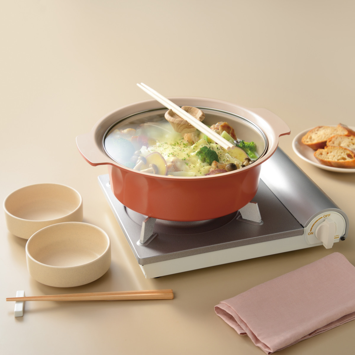 卓上鍋 アルモンデ IH対応 24cm ステンレス製 ( ガス火対応 オール熱源対応 両手なべ ふっ素加工 軽い なべ ガラス蓋 24センチ 3人用 4人用 フッ素加工 アルミ製 両手 鍋 フタ付き 季節鍋 卓上なべ 軽量 )