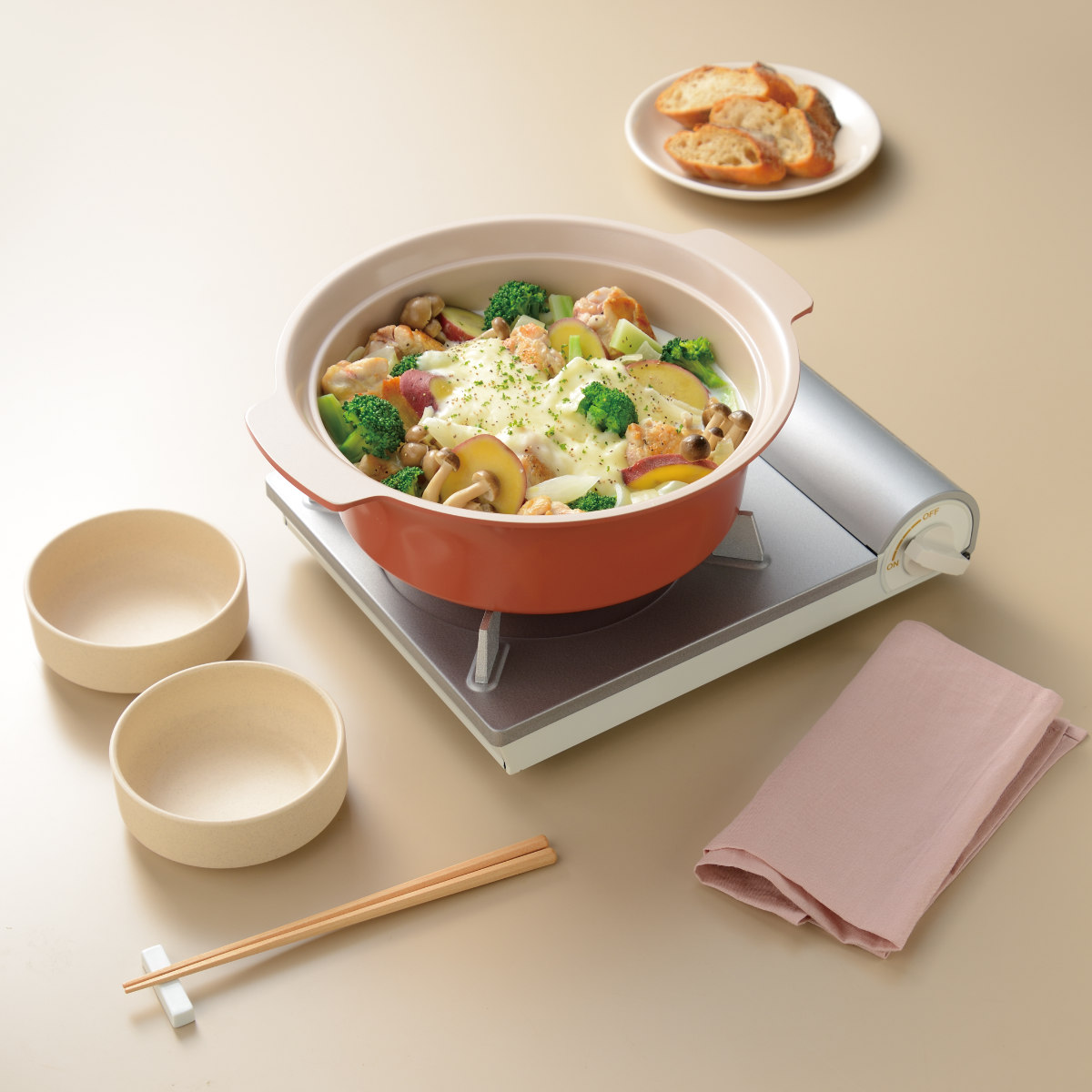 卓上鍋 アルモンデ IH対応 24cm ステンレス製 ( ガス火対応 オール熱源対応 両手なべ ふっ素加工 軽い なべ ガラス蓋 24センチ 3人用 4人用 フッ素加工 アルミ製 両手 鍋 フタ付き 季節鍋 卓上なべ 軽量 )