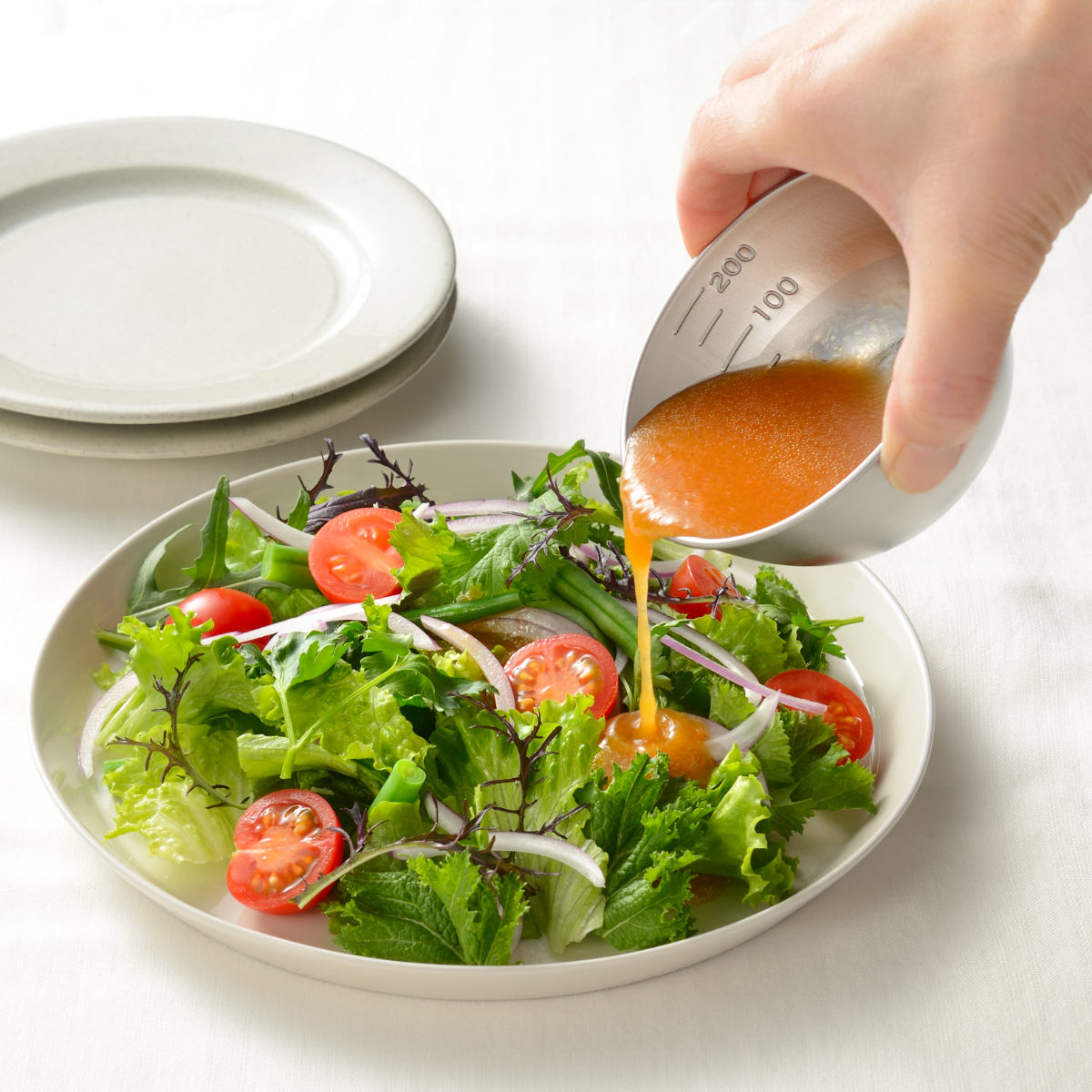 ボウル 10cm 4点セット ステンレス製 燕三 小分けボウル 日本製 ( 調理ボウル ステンレスボウル ミニ 調理用ボール 目盛り付き 注ぎ口付き 食洗機対応 調理器具 調理ボール ステンレス製ボール ボウルセット ステンレス製ボウル )