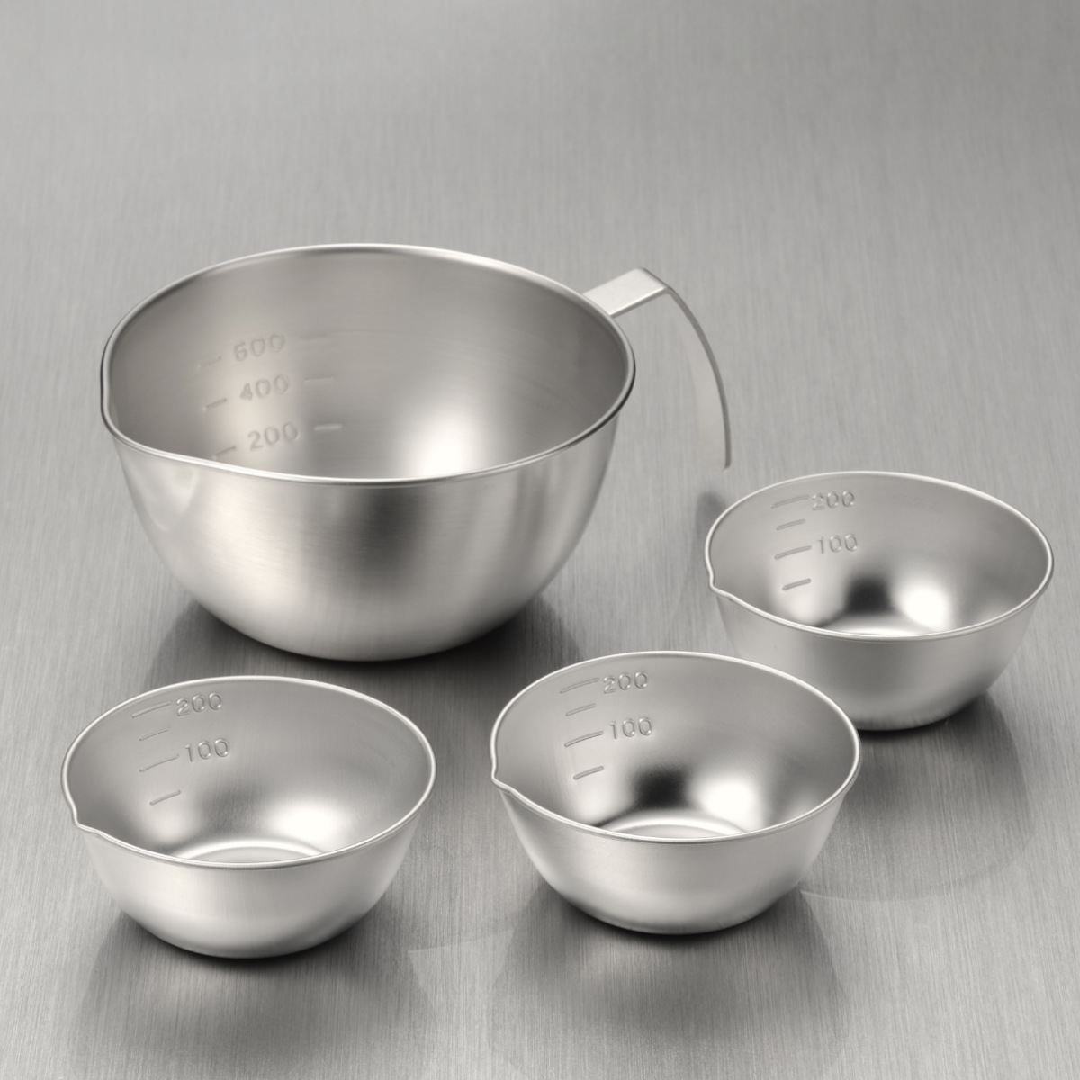 手付きボウル&小分けボウル 15cm 10cm 4点セット ステンレス製 燕三 日本製 ( 調理ボウル ステンレスボウル 調理用ボール 目盛り付き 食洗機対応 調理器具 調理ボール ステンレス製ボール 取っ手付き ハンドル付き 注ぎ口付き )